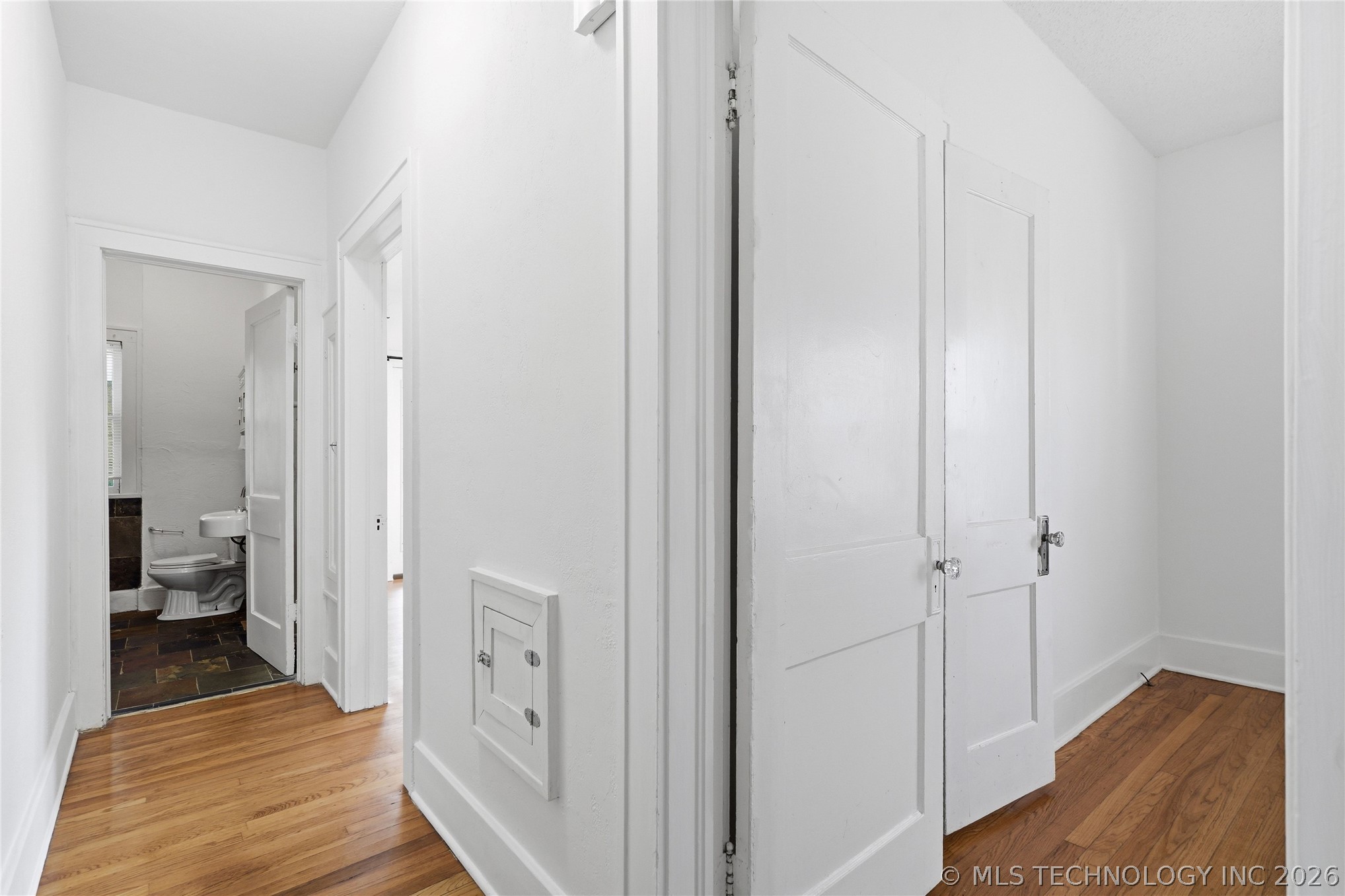 1527 S Yorktown Avenue Property Photo 24