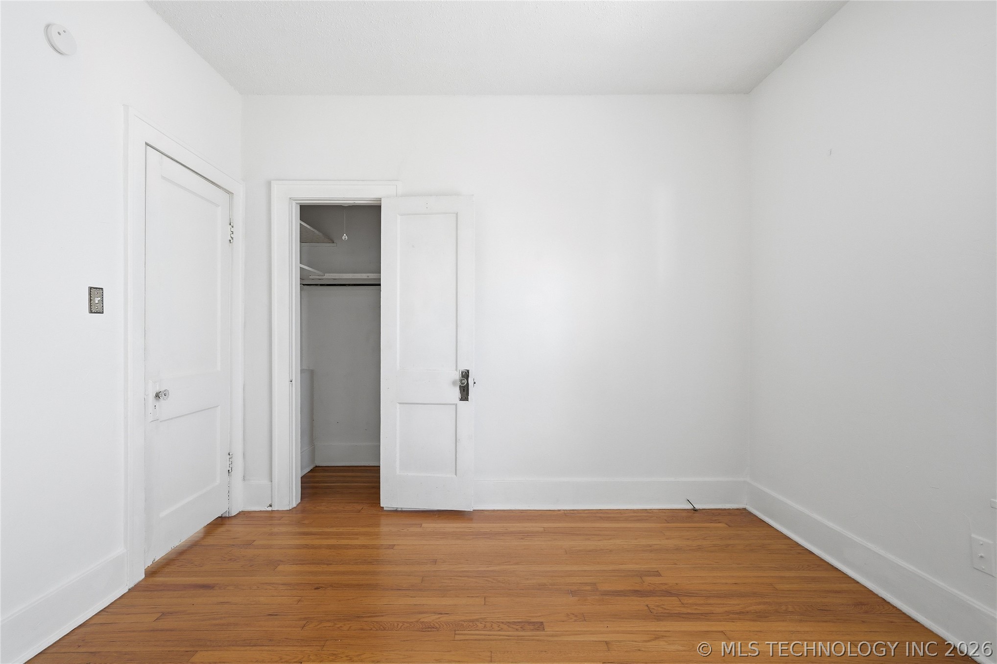 1527 S Yorktown Avenue Property Photo 25