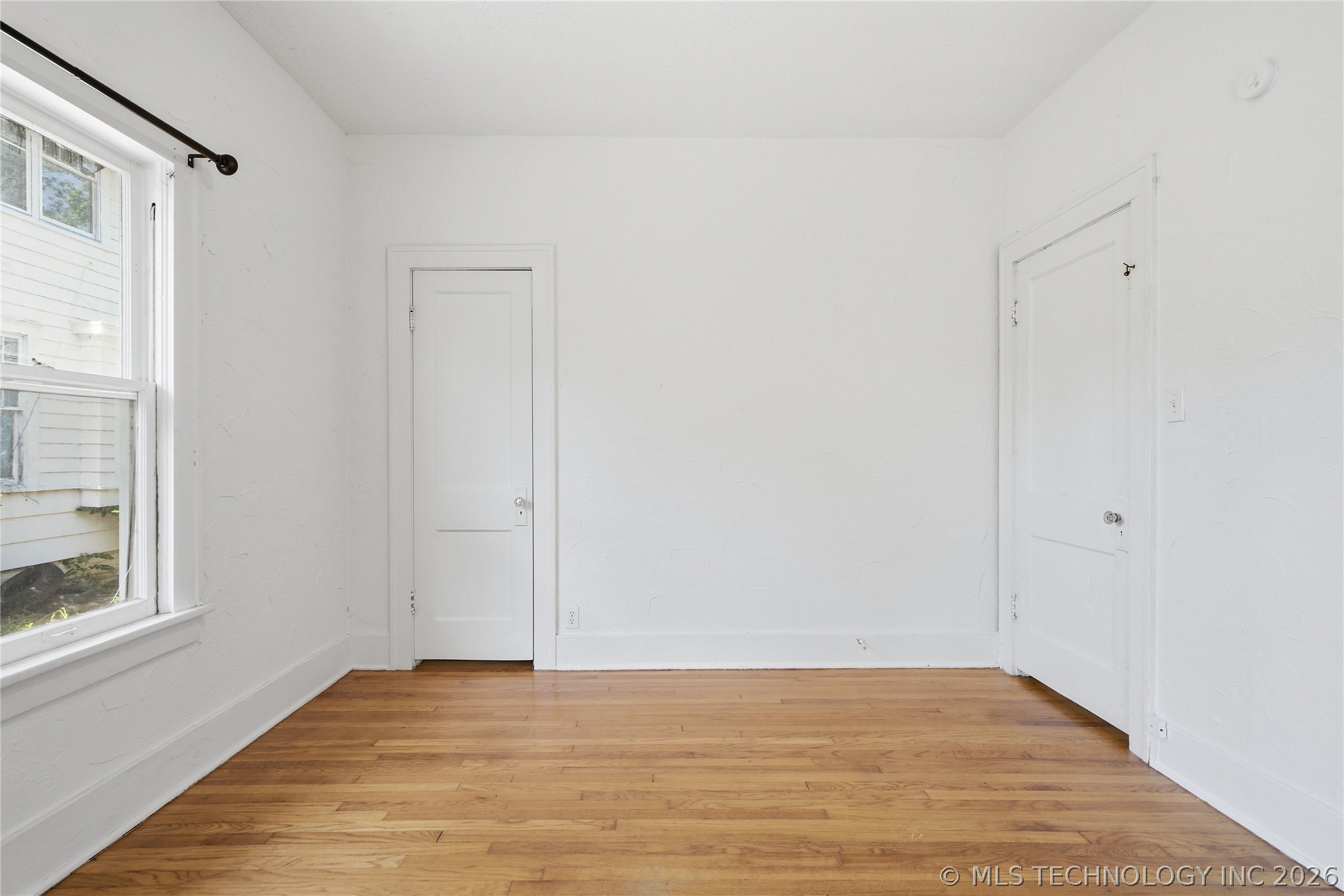 1527 S Yorktown Avenue Property Photo 30