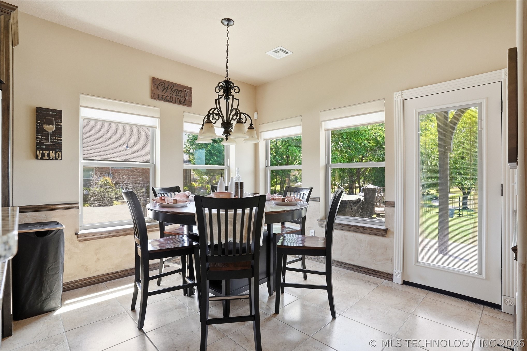 304 S 76th Street Property Photo 28