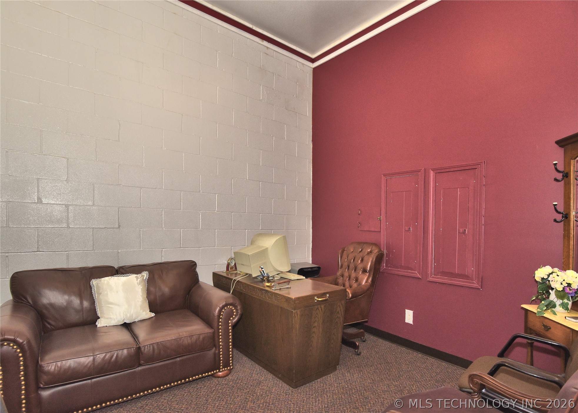 2610 E Apache Street Property Photo 22