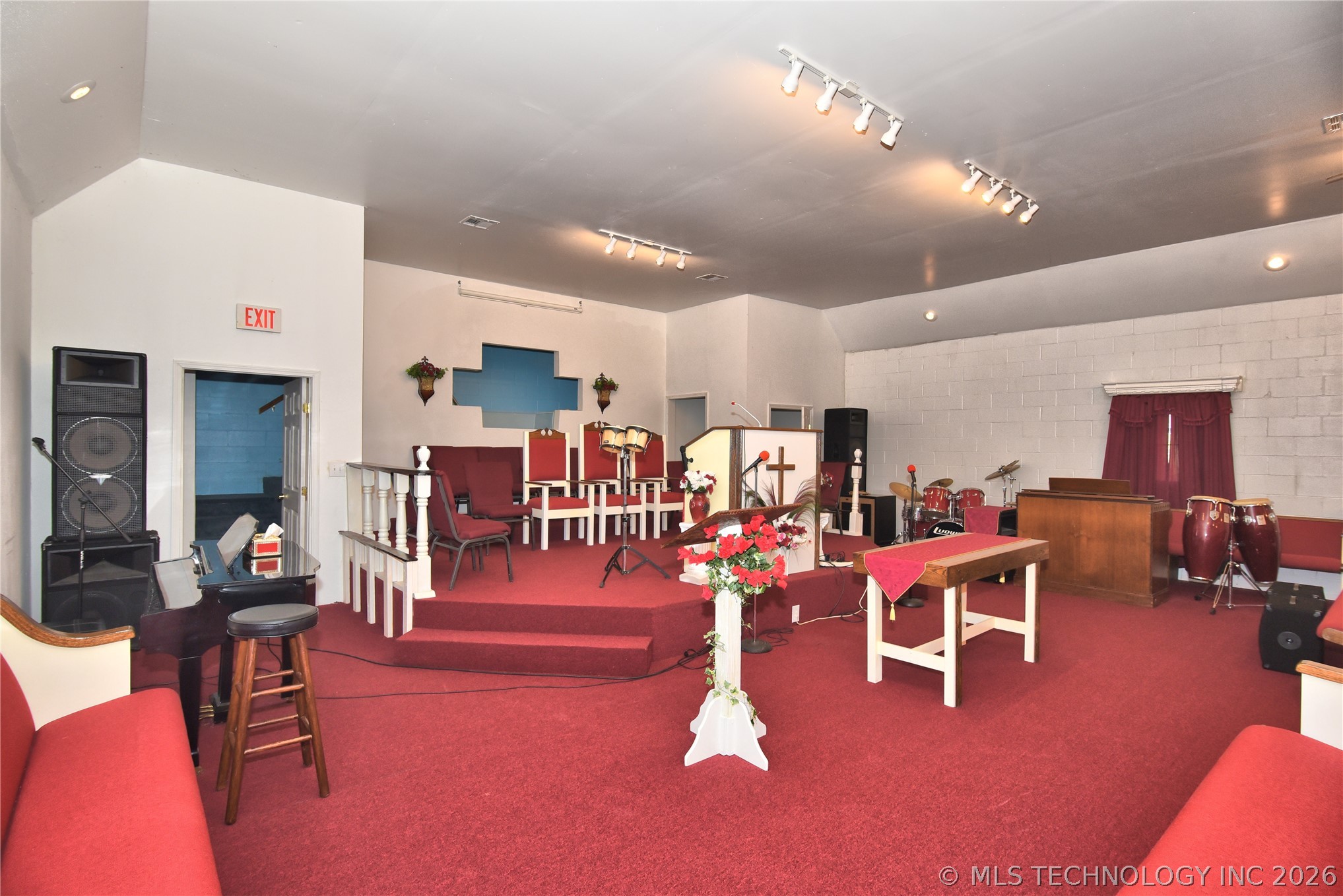 2610 E Apache Street Property Photo 30