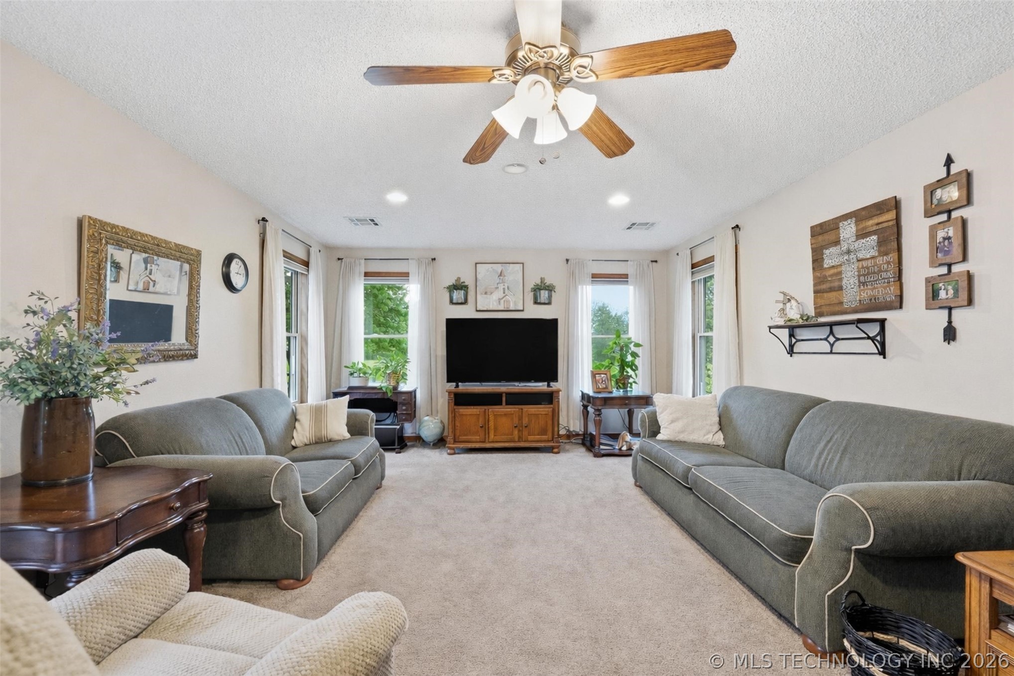 69986 Hwy 59 Property Photo 8