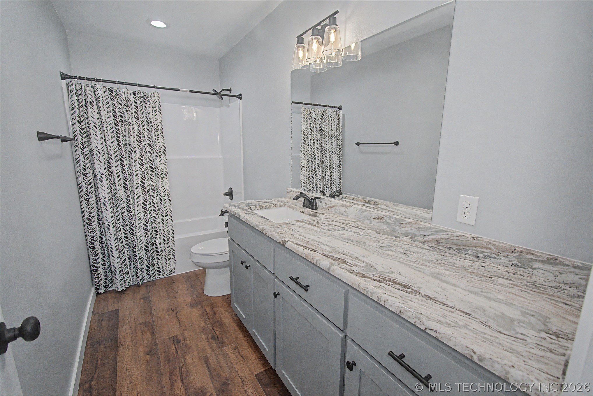 103 E Madden Avenue Property Photo 16
