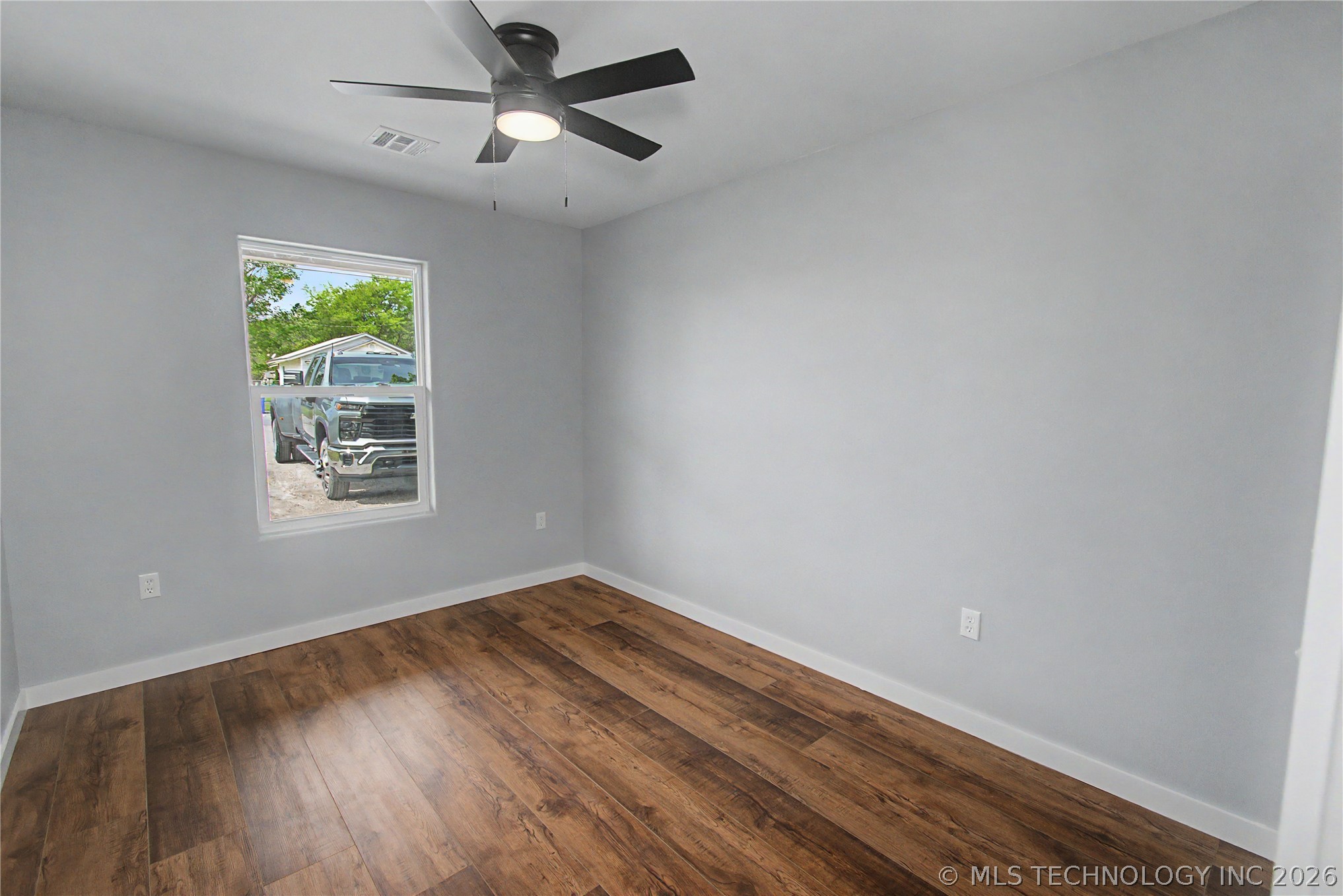 103 E Madden Avenue Property Photo 17