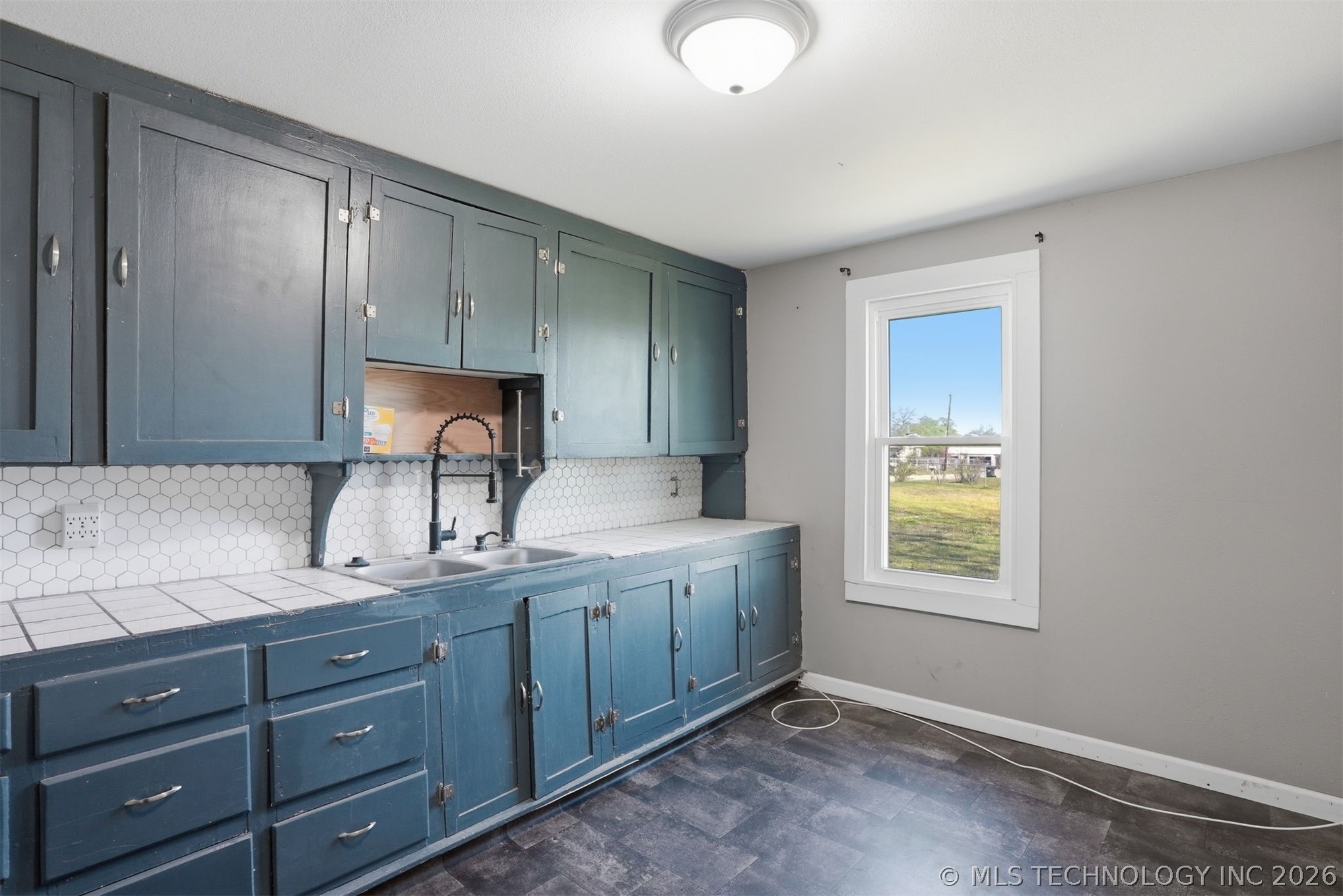 2131 N Edgewood Circle Property Photo 11