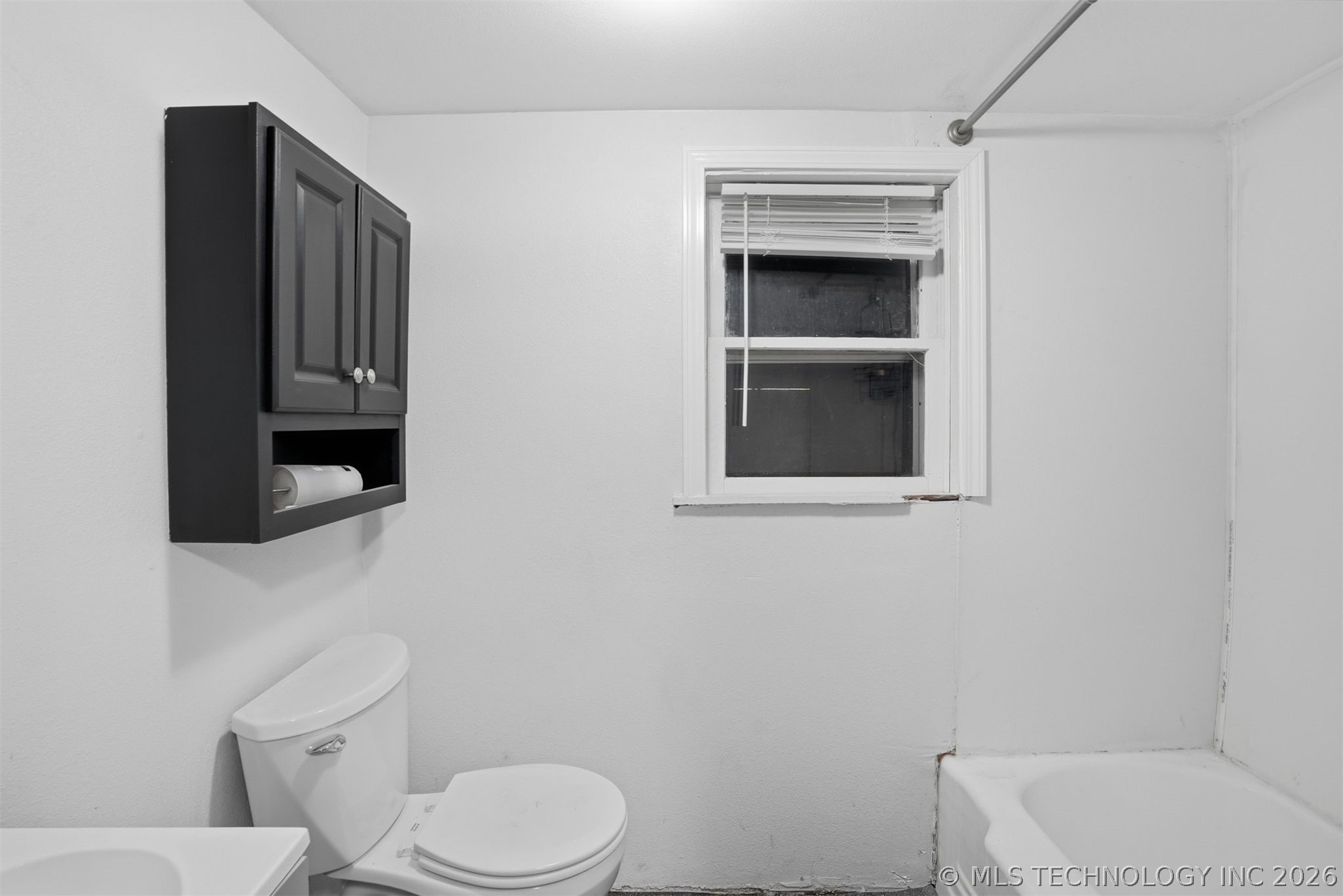 2131 N Edgewood Circle Property Photo 16