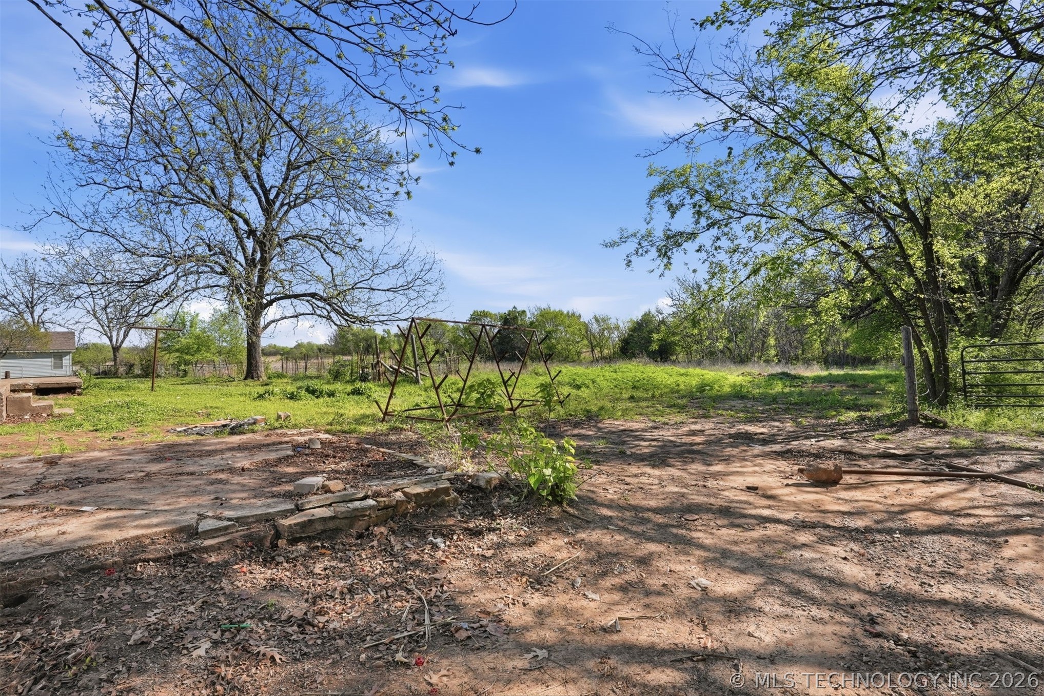2131 N Edgewood Circle Property Photo 22