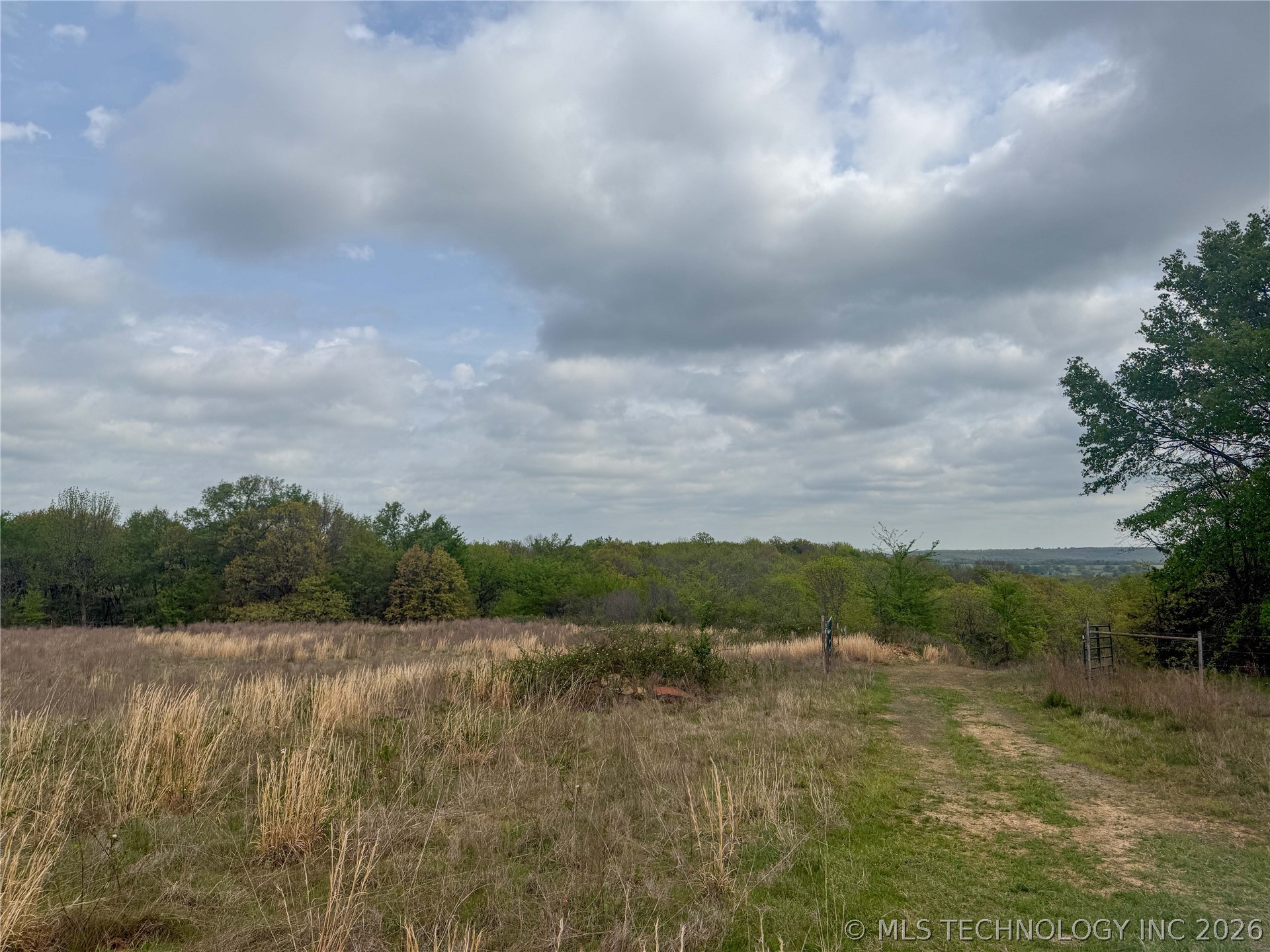 001 N 4405 Road Property Photo 25