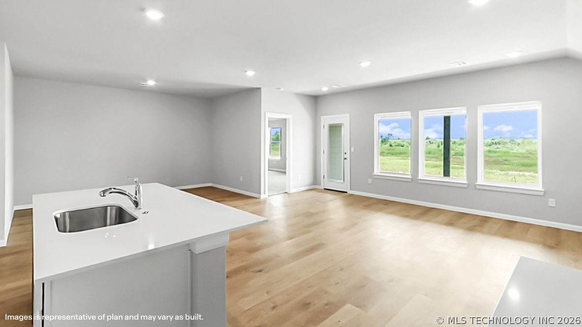 8602 E Galveston Street Property Photo 4