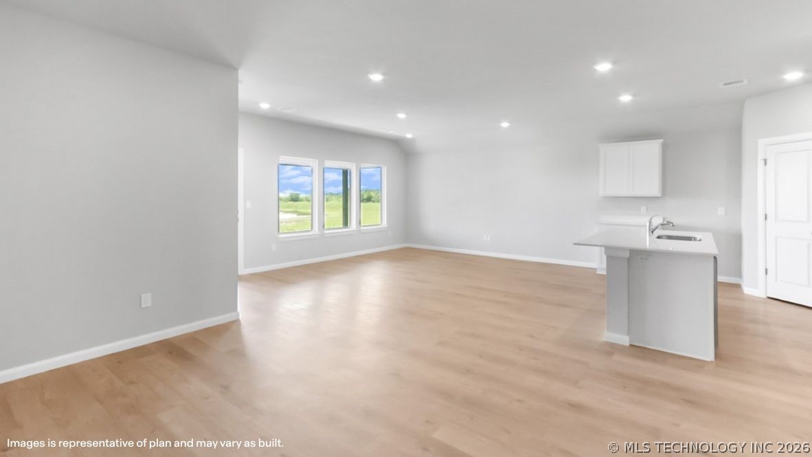 8602 E Galveston Street Property Photo 5