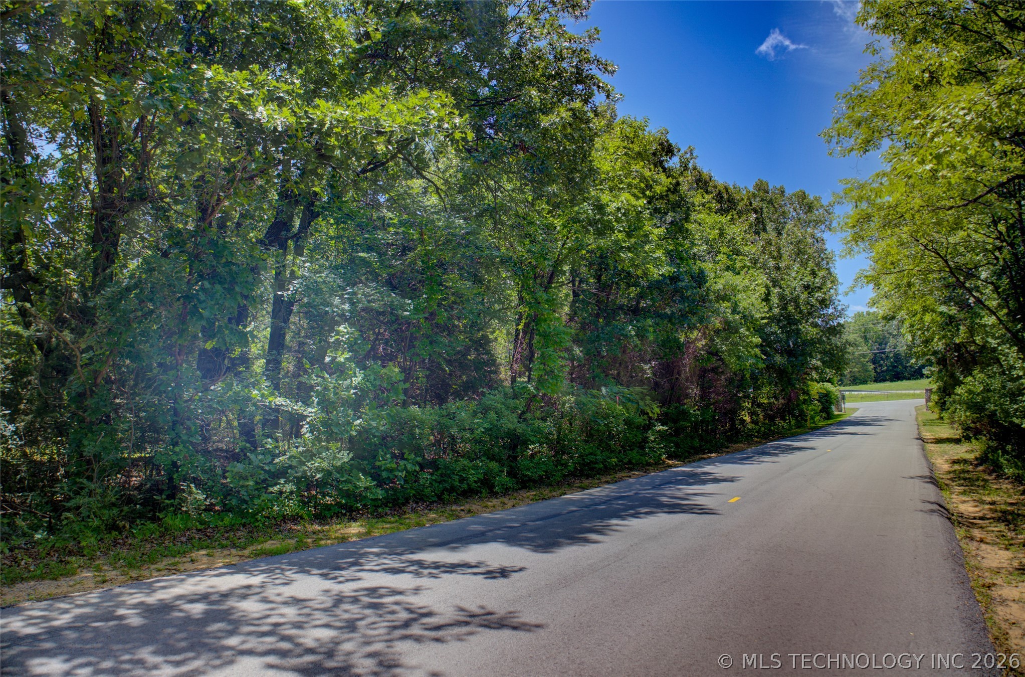 553 N Ridgemont Road Property Photo 6