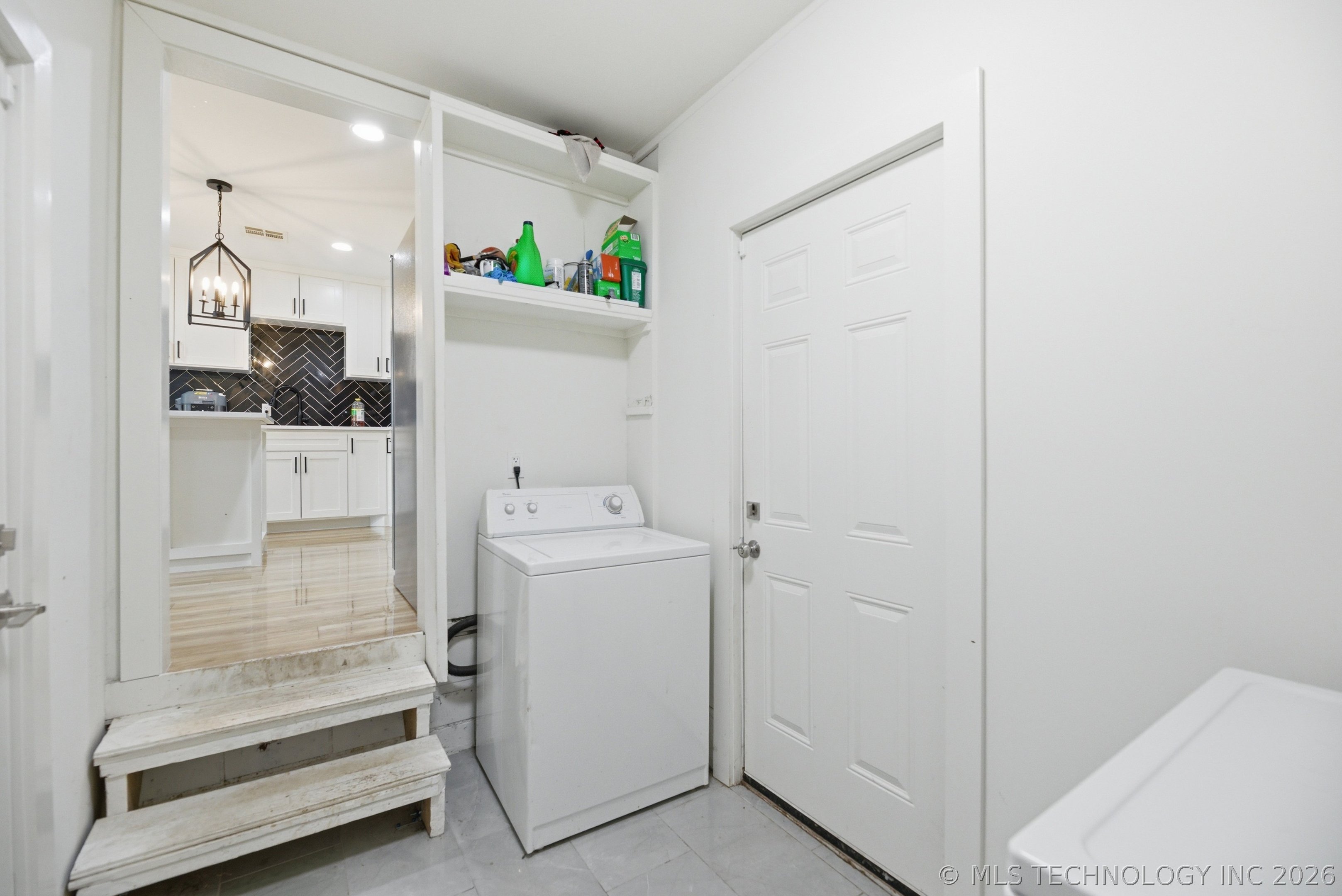 1024 N Winston Avenue W Property Photo 11