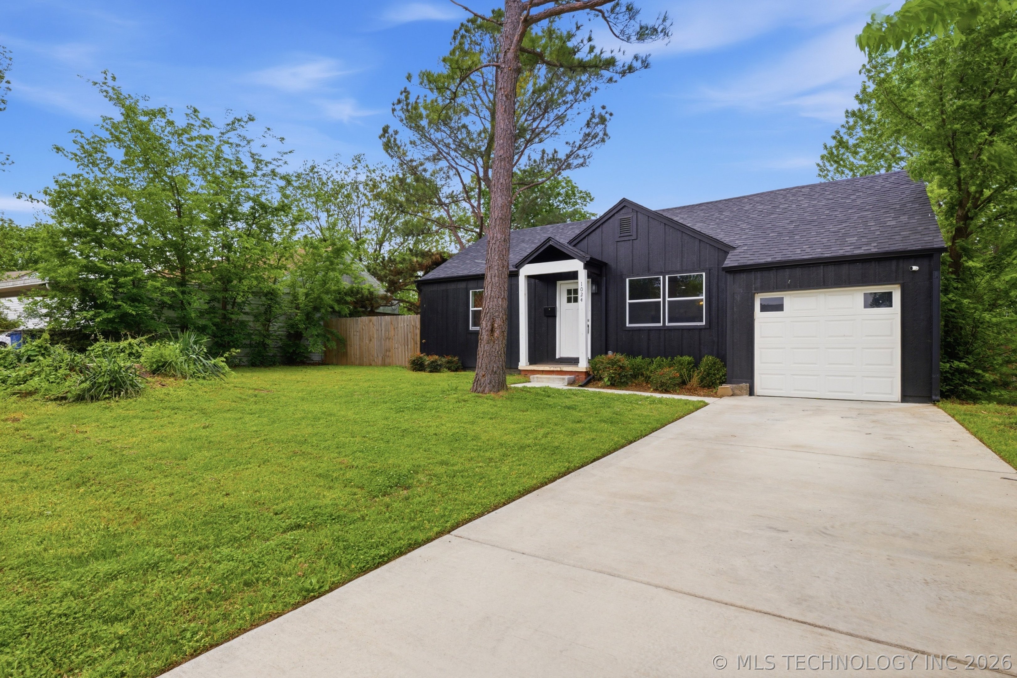 1024 N Winston Avenue W Property Photo 19