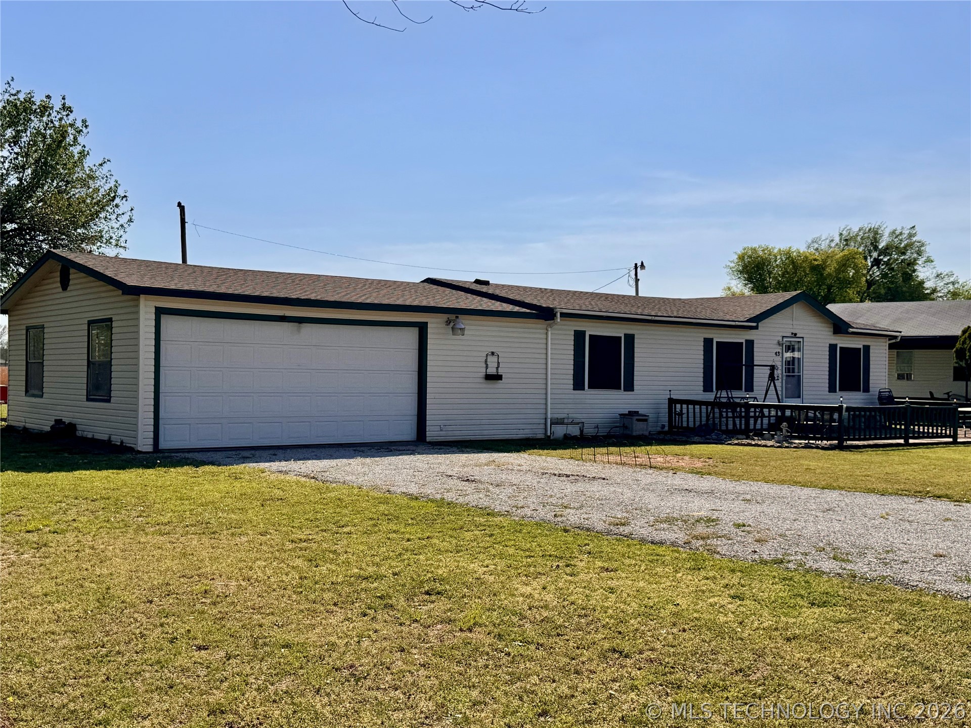 43 Chickasha Property Photo 5