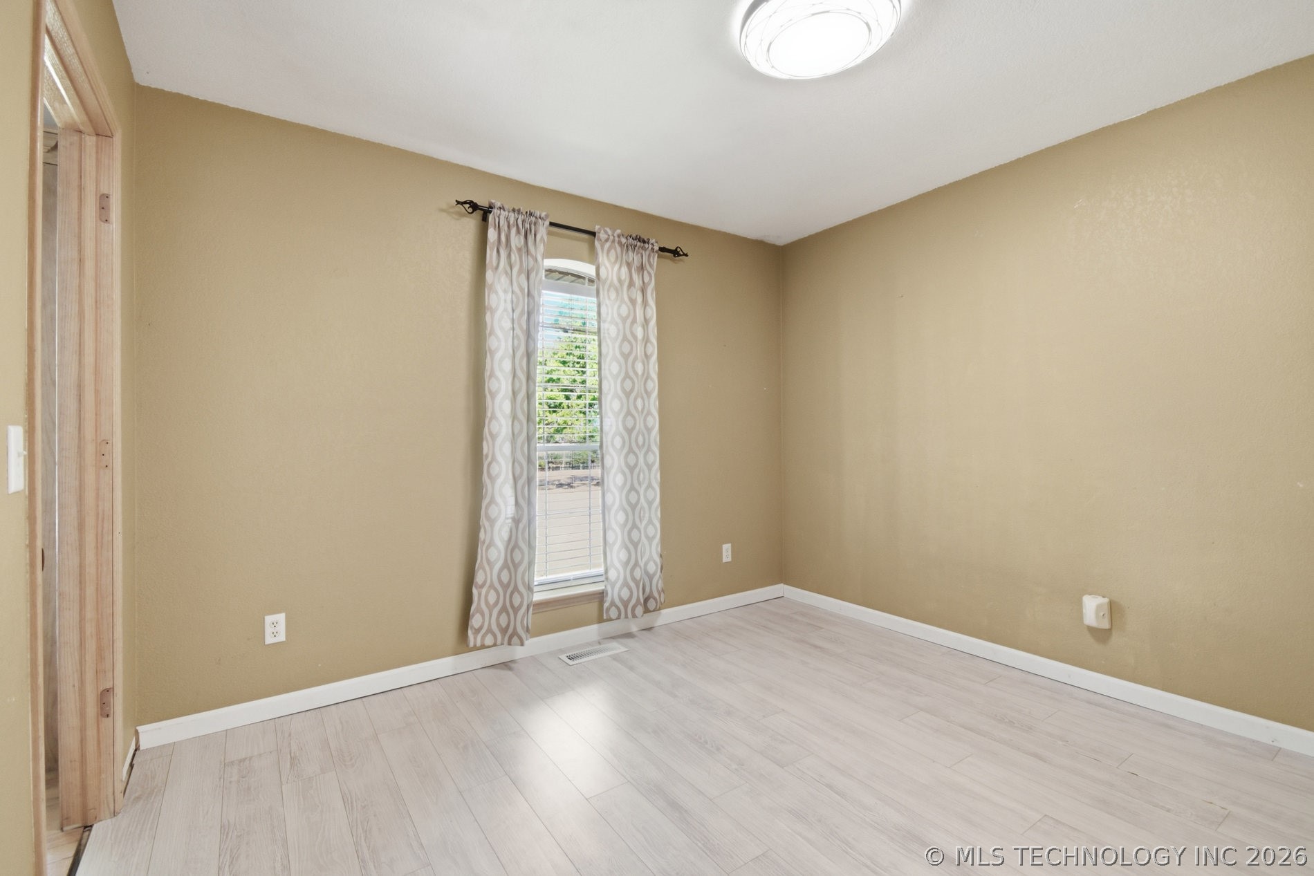 508 S 16th Street Property Photo 12