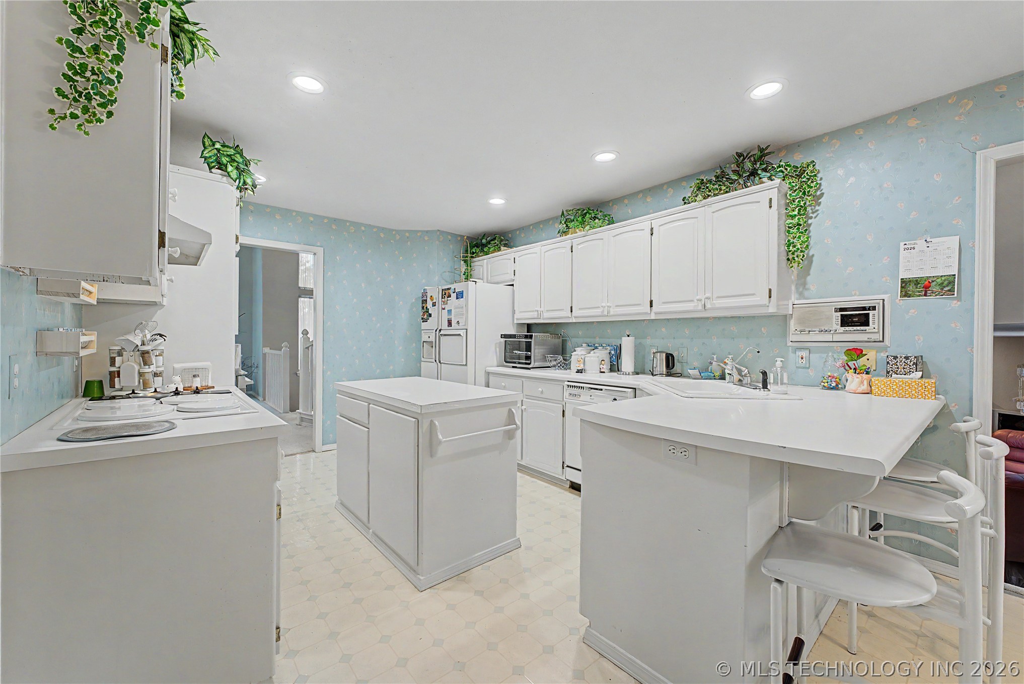 7007 S Sandusky Avenue Property Photo 9