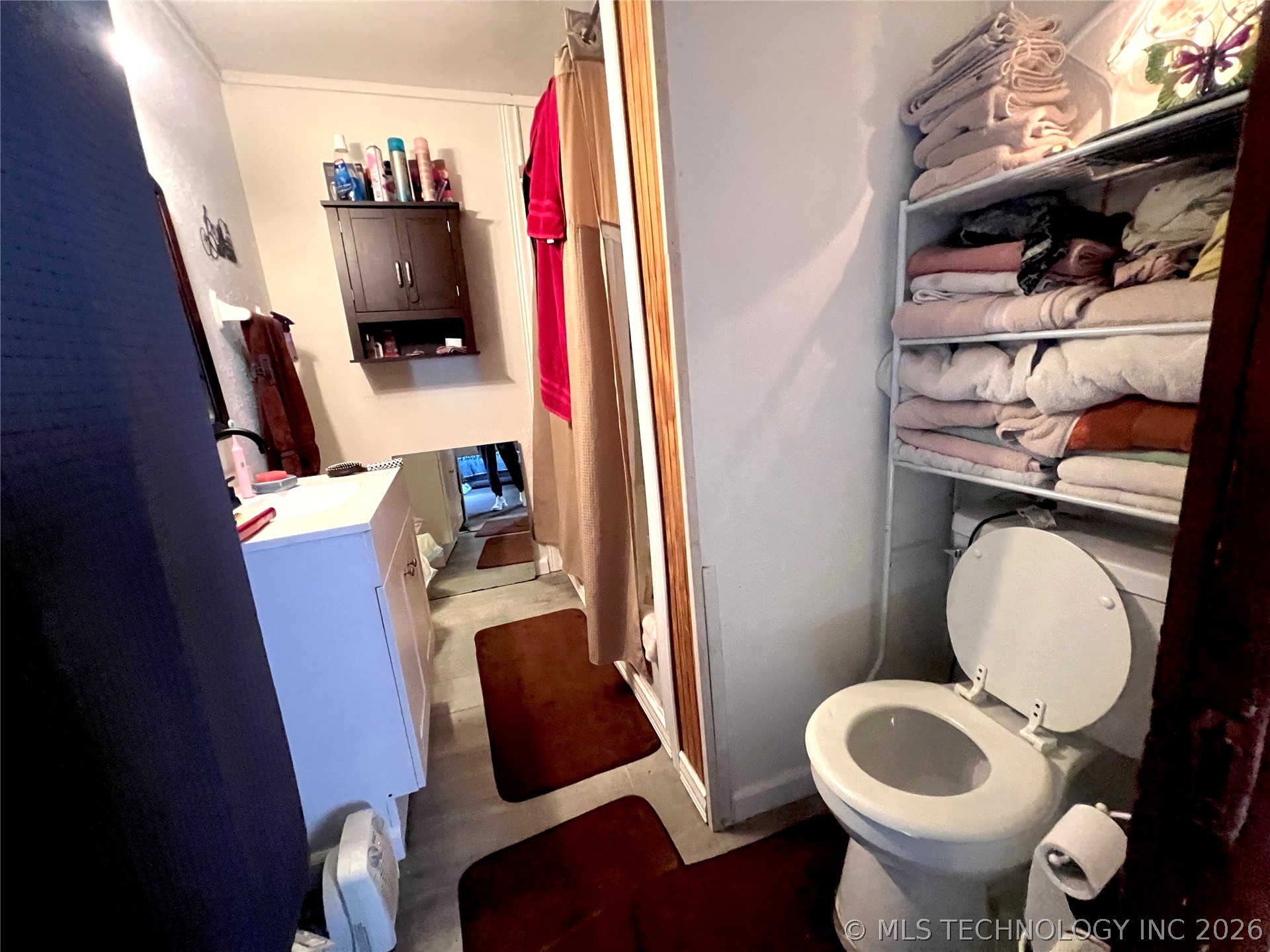 31 W 8th Street Property Photo 12