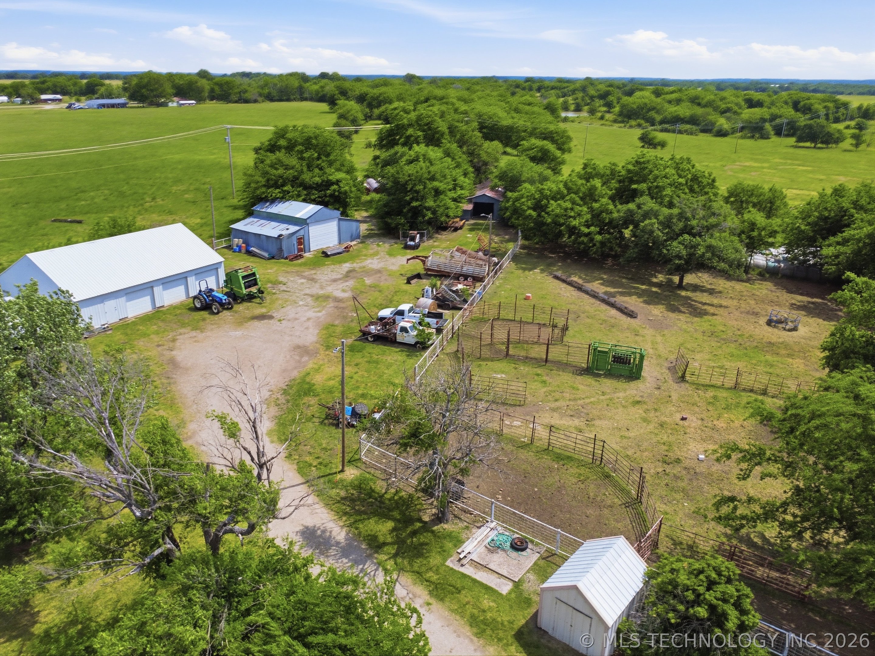 22250 Ns 416 Road Property Photo 33