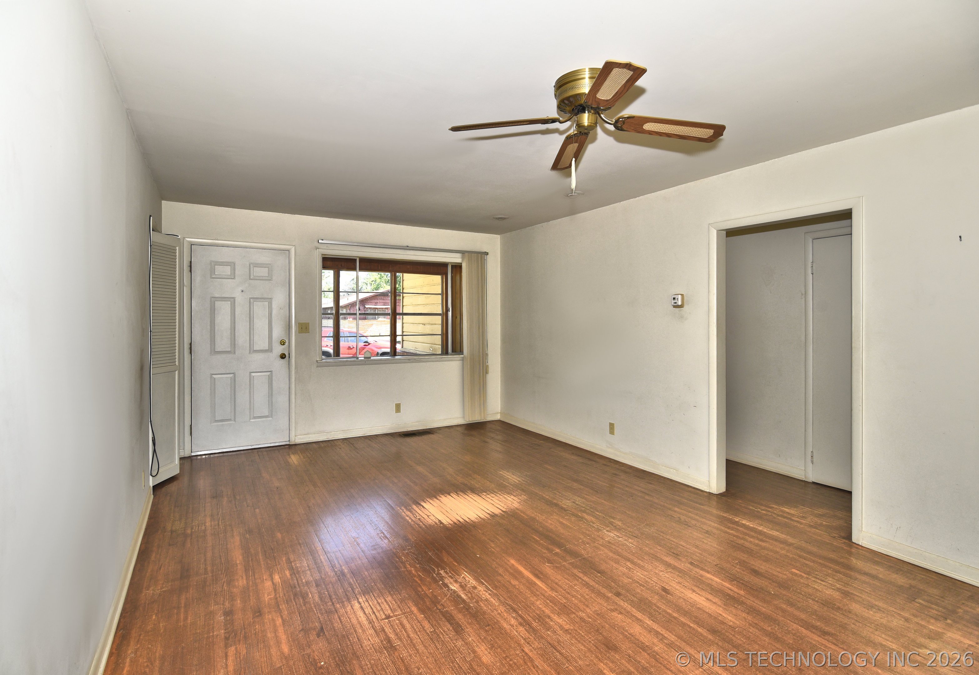 3528 E 4th Street S Property Photo 7