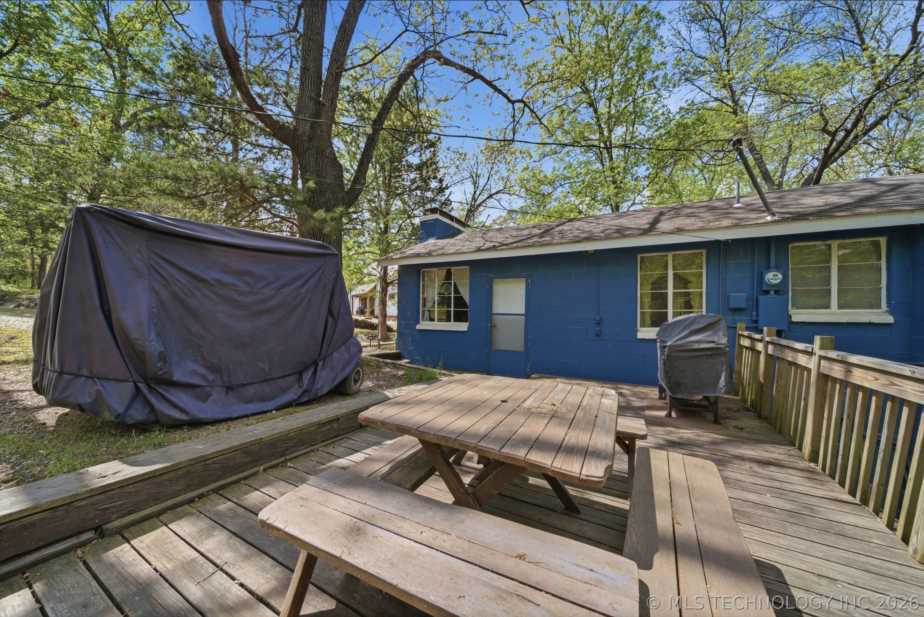 64 Walnut Street Property Photo 5