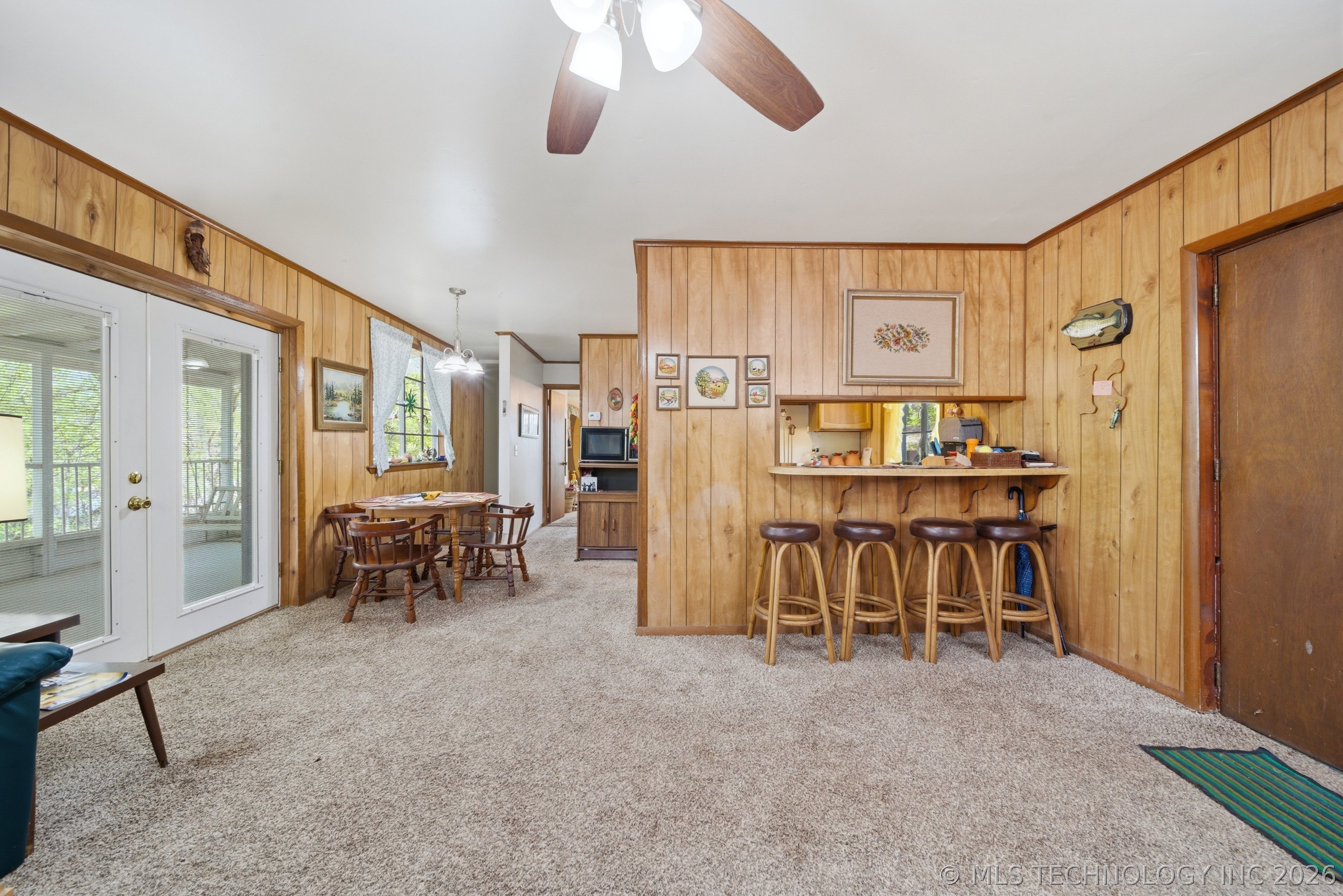 64 Walnut Street Property Photo 10