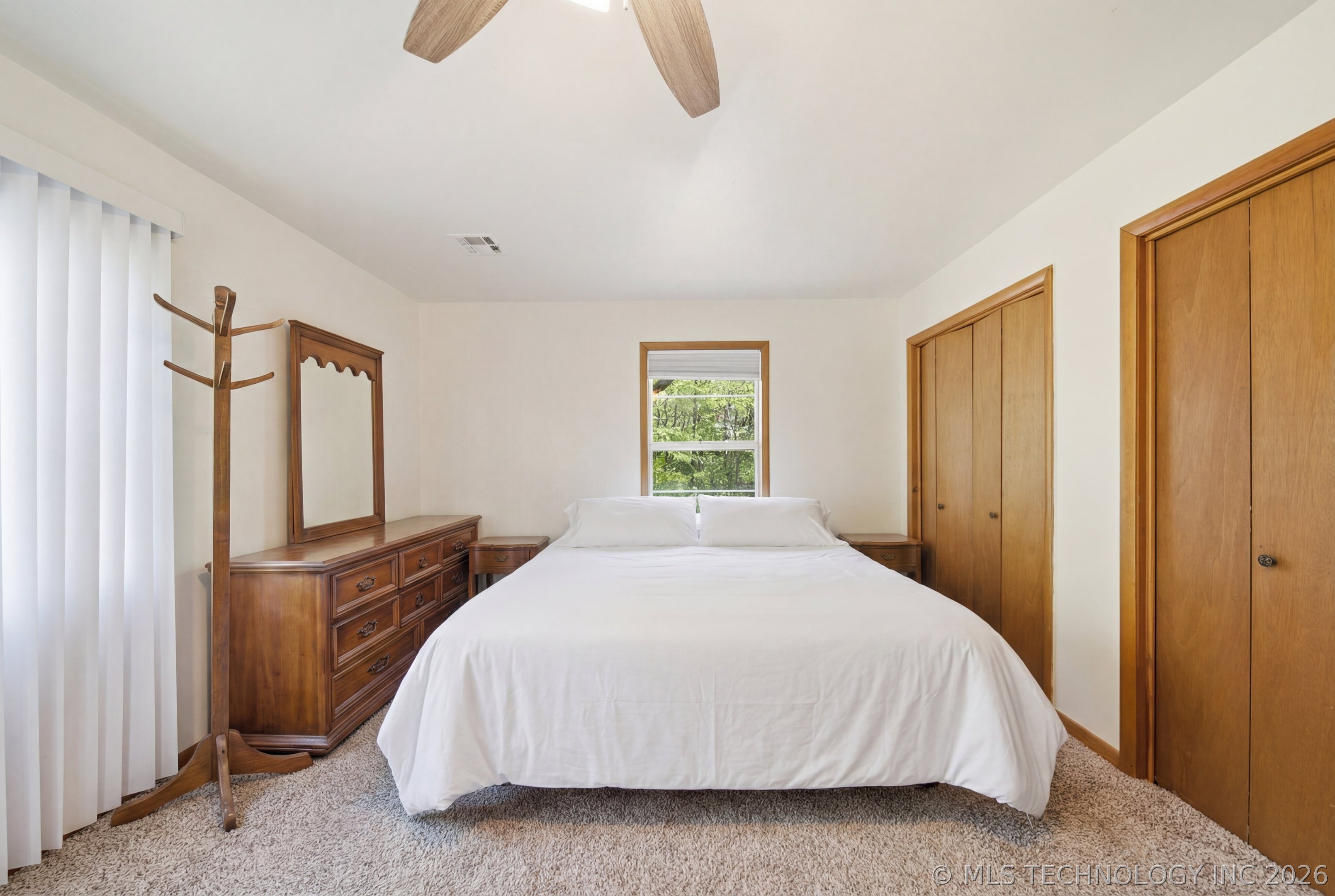 64 Walnut Street Property Photo 18