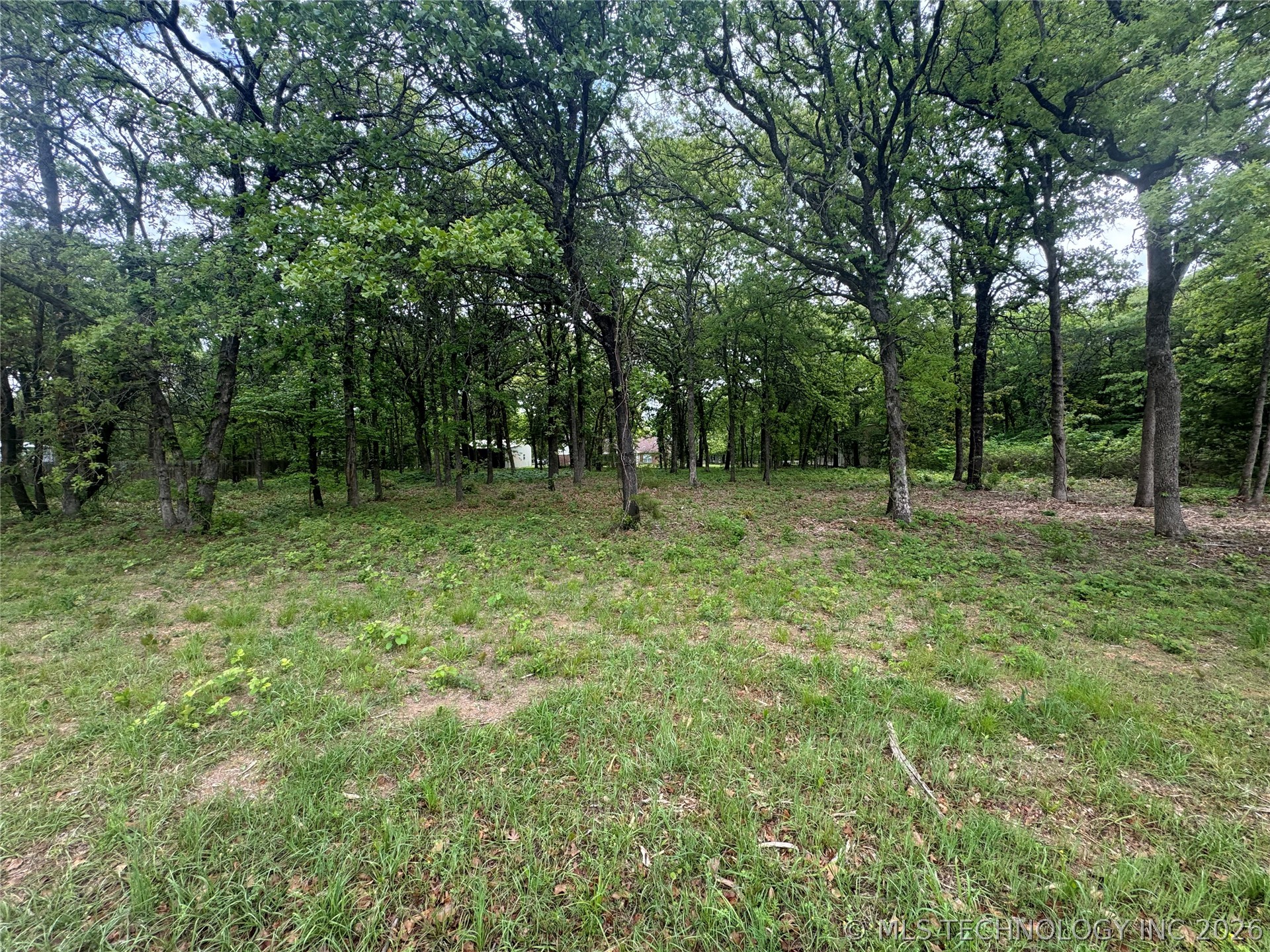 92 White Oak Drive Property Photo 1