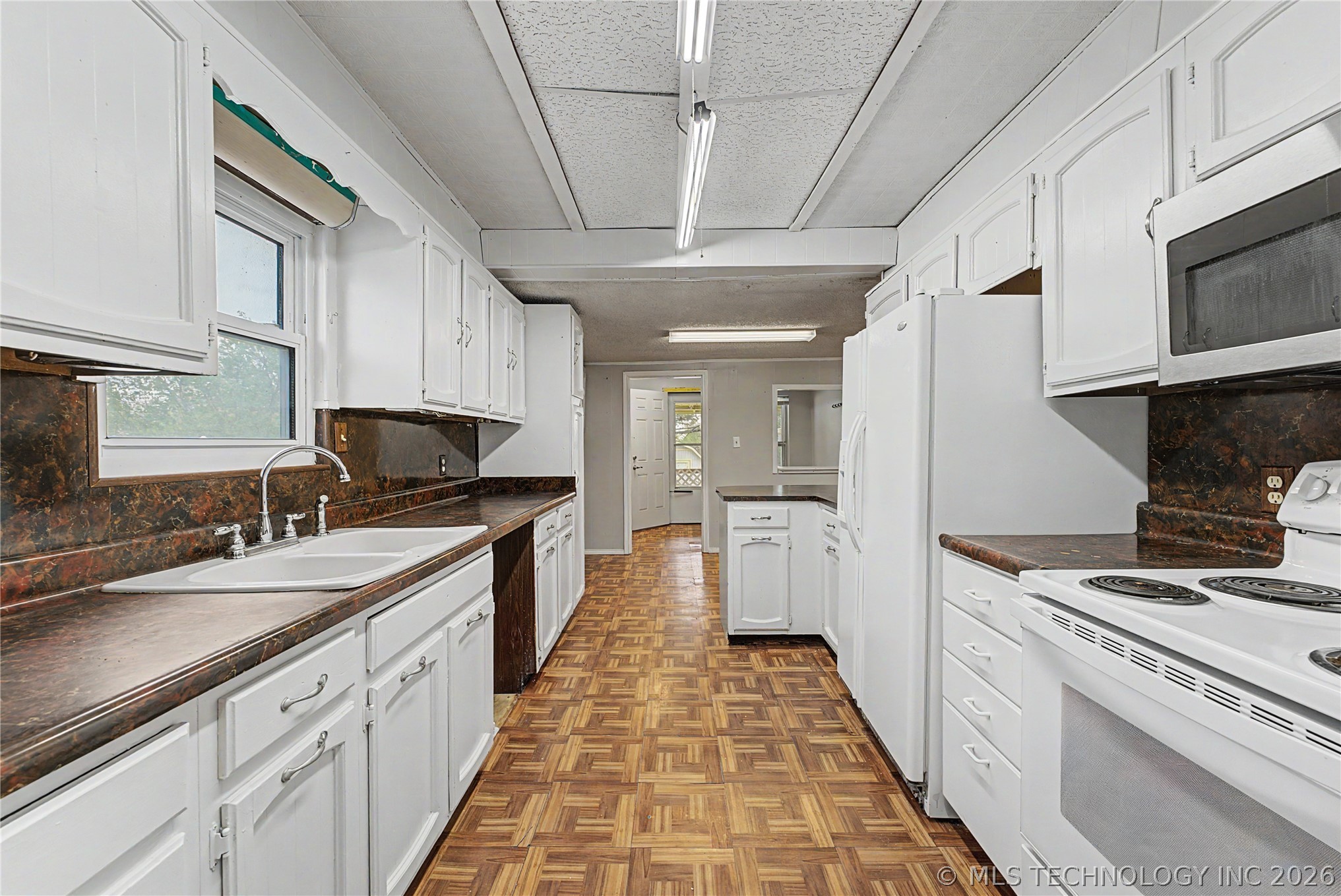 407 N Main Street Property Photo 10