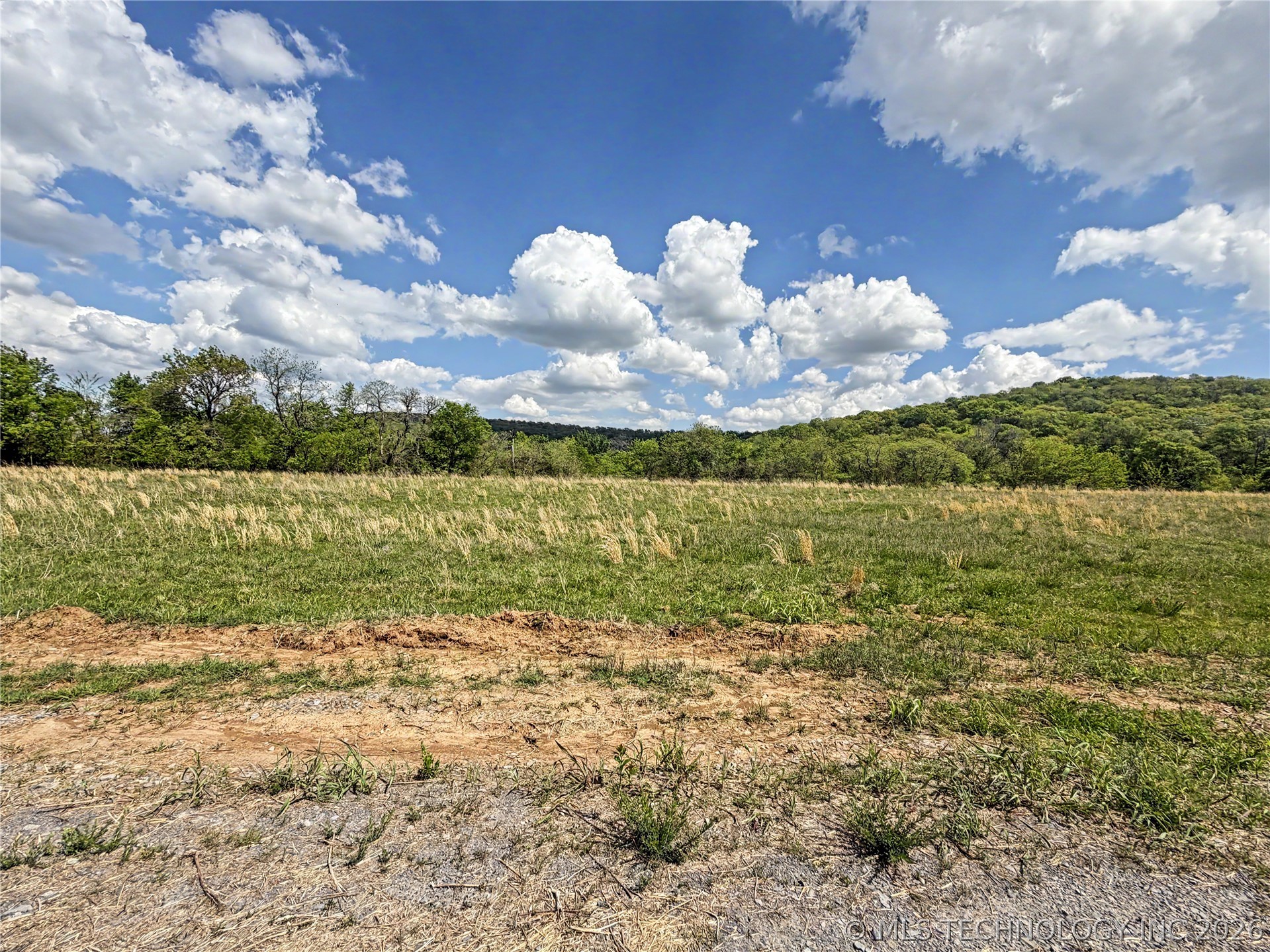 404 S Thunder Road Property Photo 25