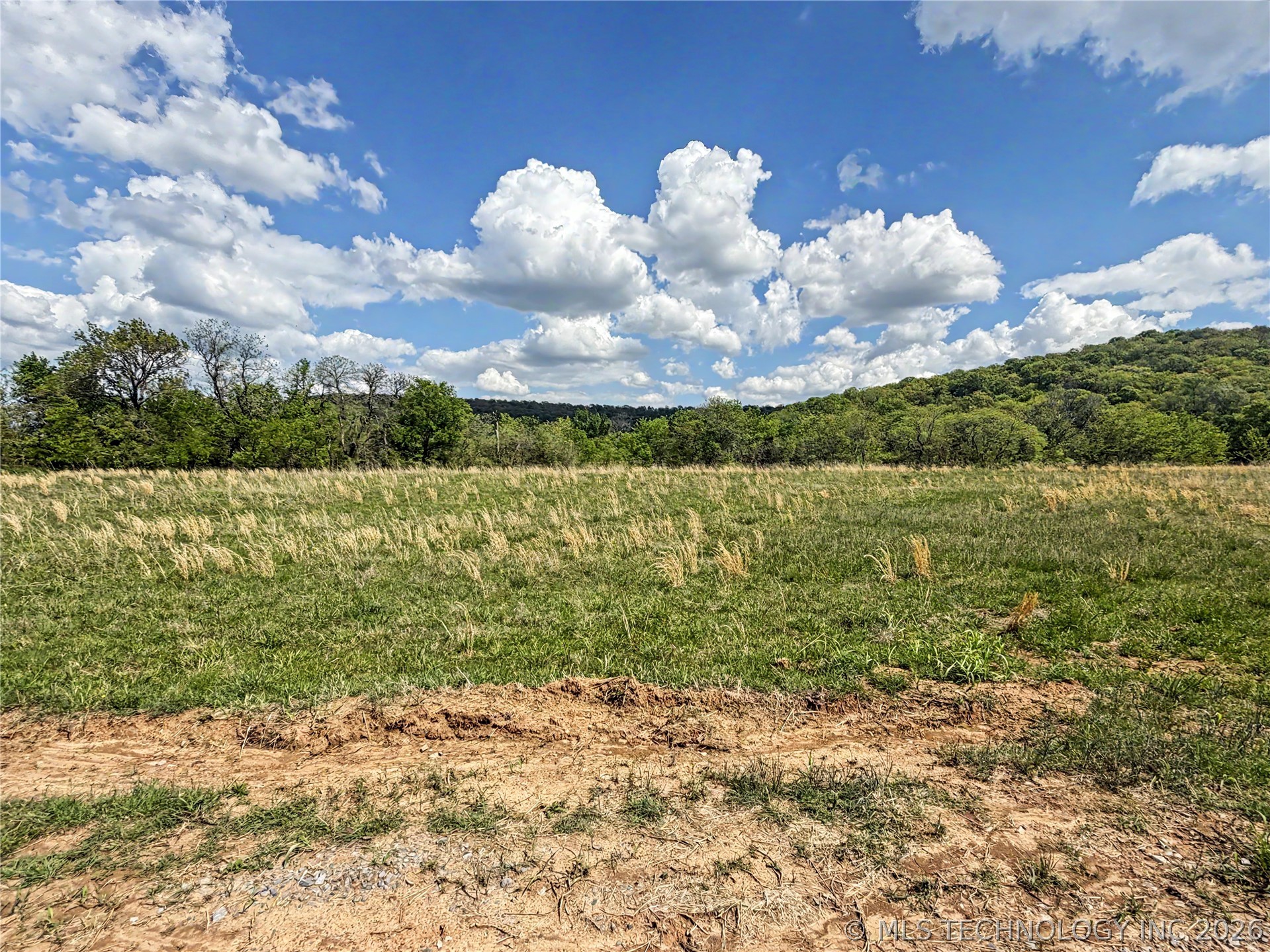 404 S Thunder Road Property Photo 28