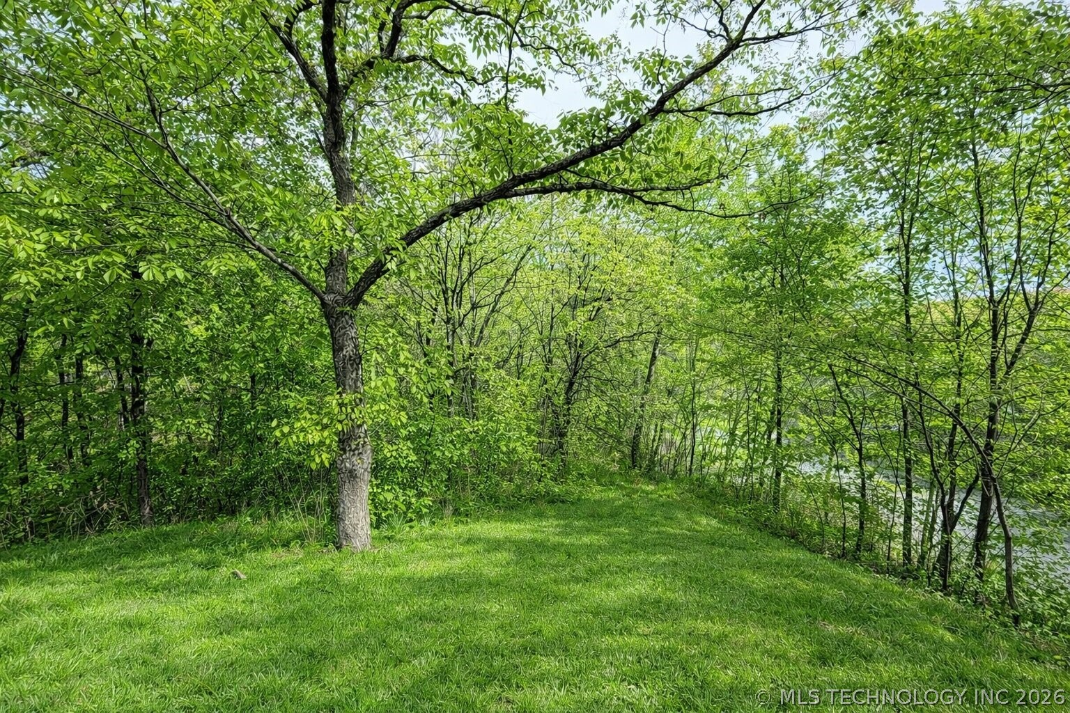 S 13th Place North Property Photo 2