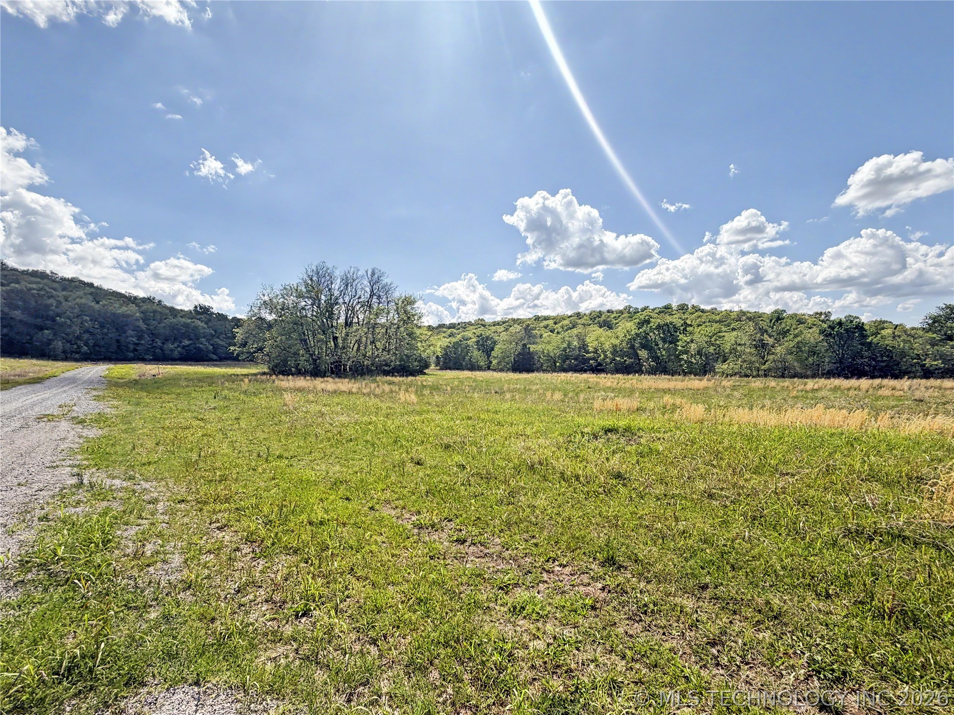 428 S Thunder Road Property Photo 28