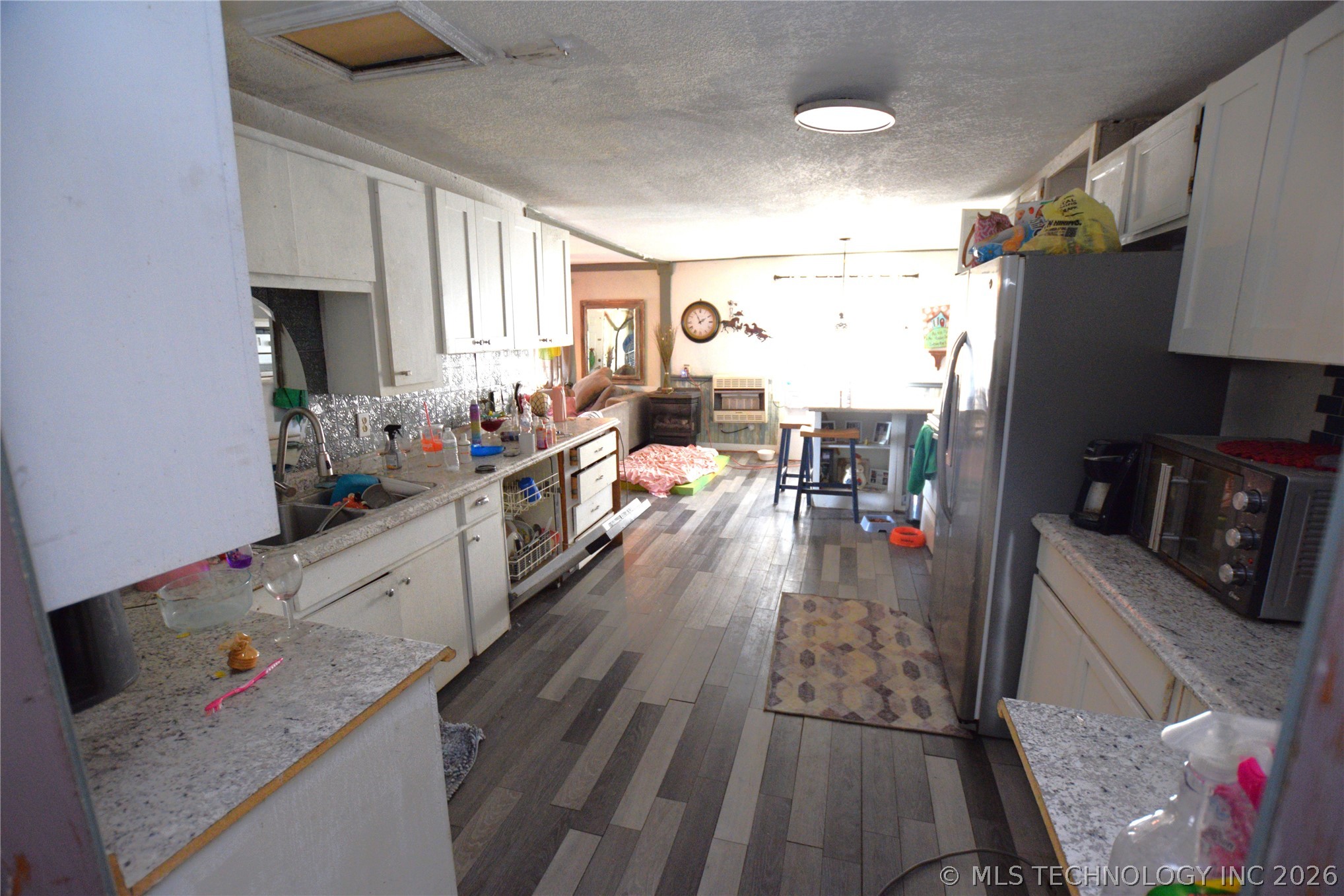 1 W Pine Street Property Photo 15