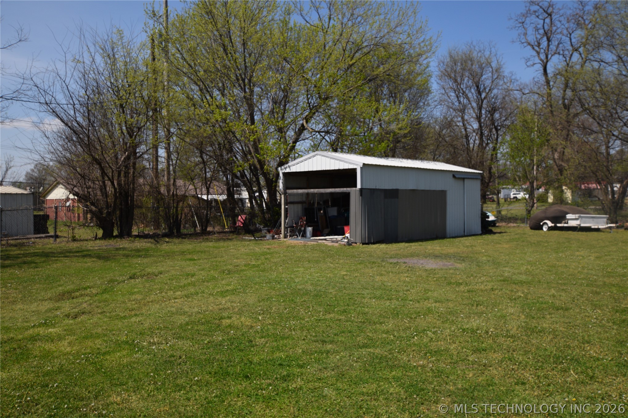 1 W Pine Street Property Photo 26