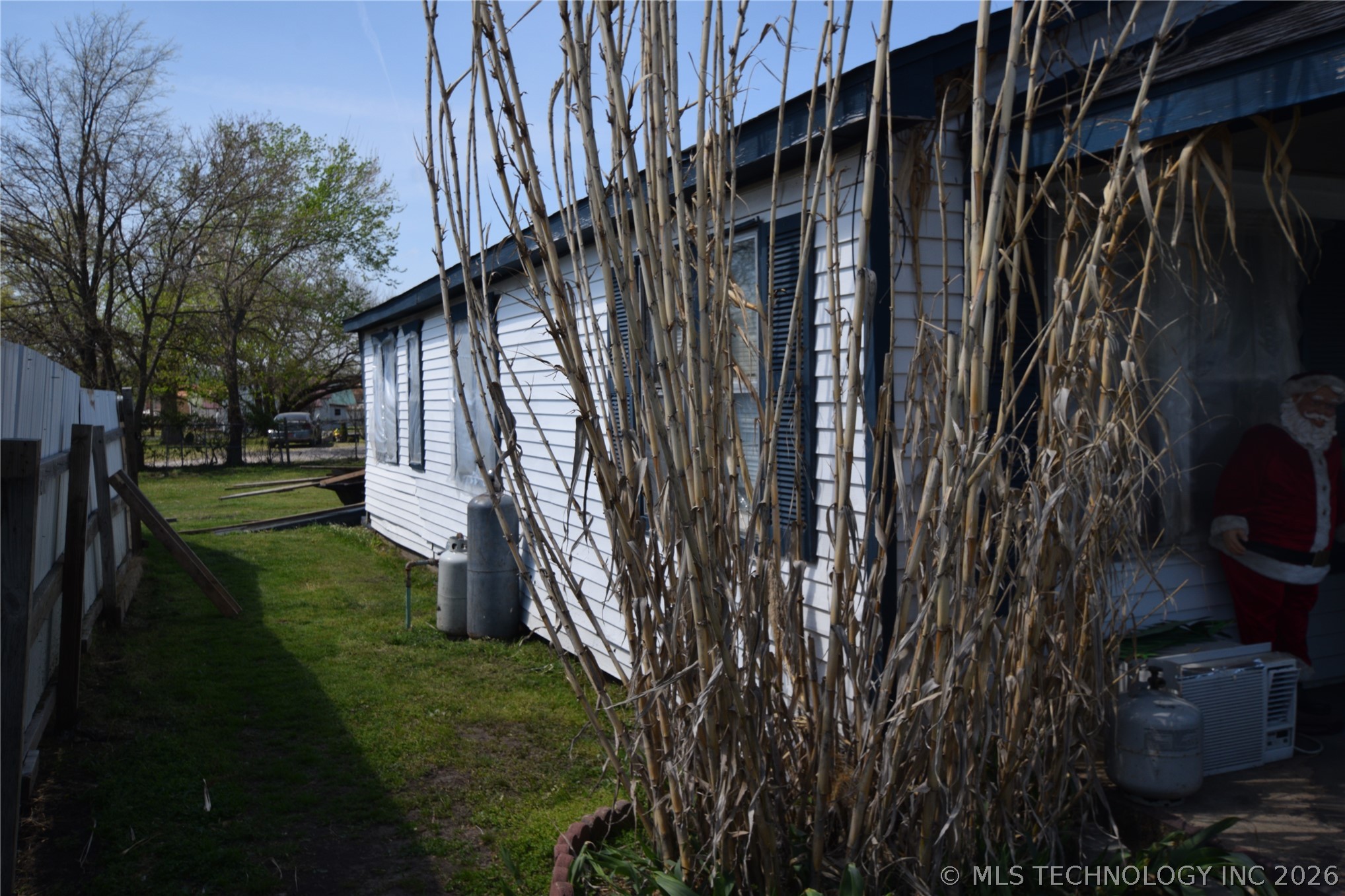 1 W Pine Street Property Photo 30