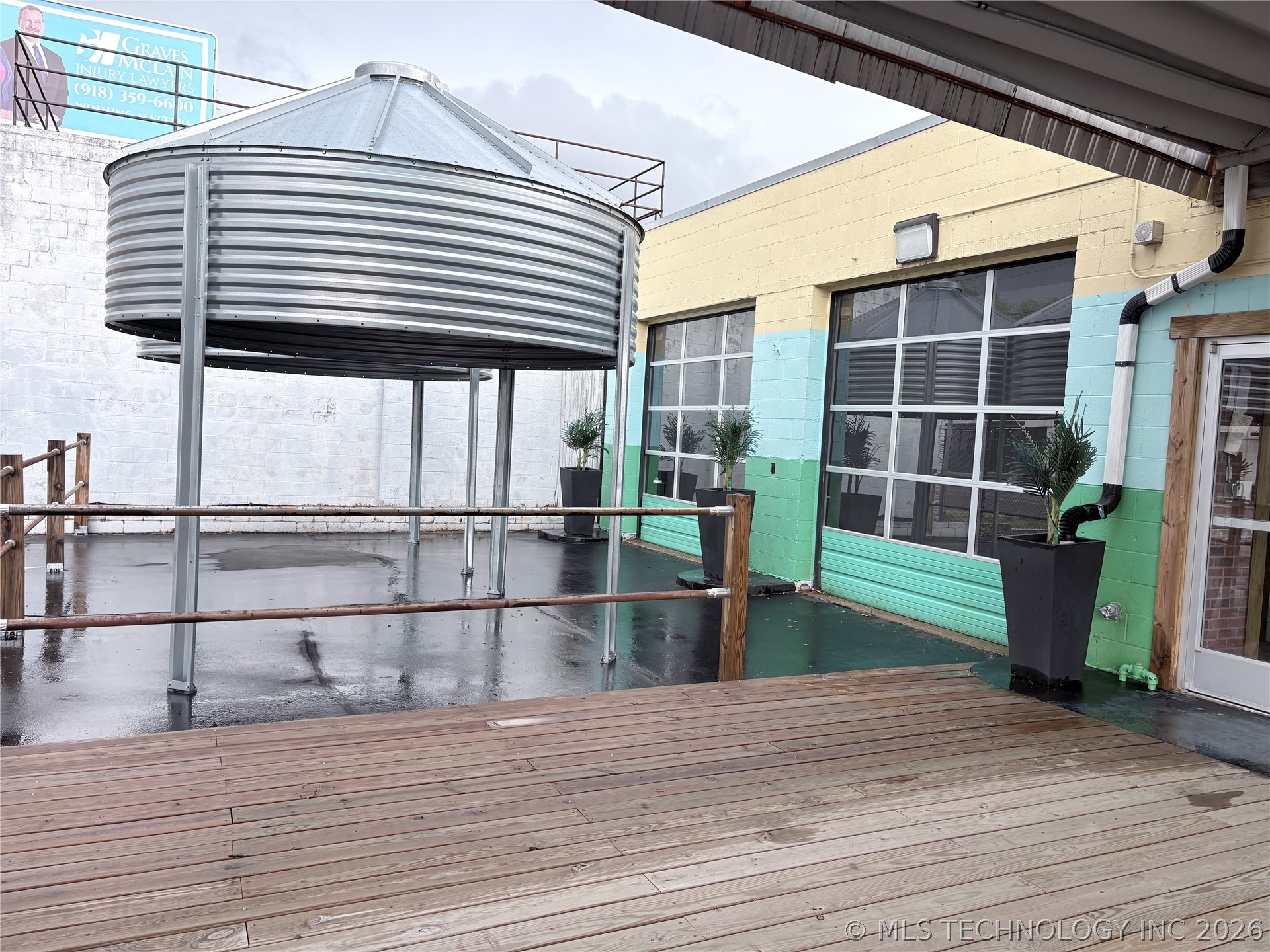 4225 S Peoria Avenue Property Photo 6