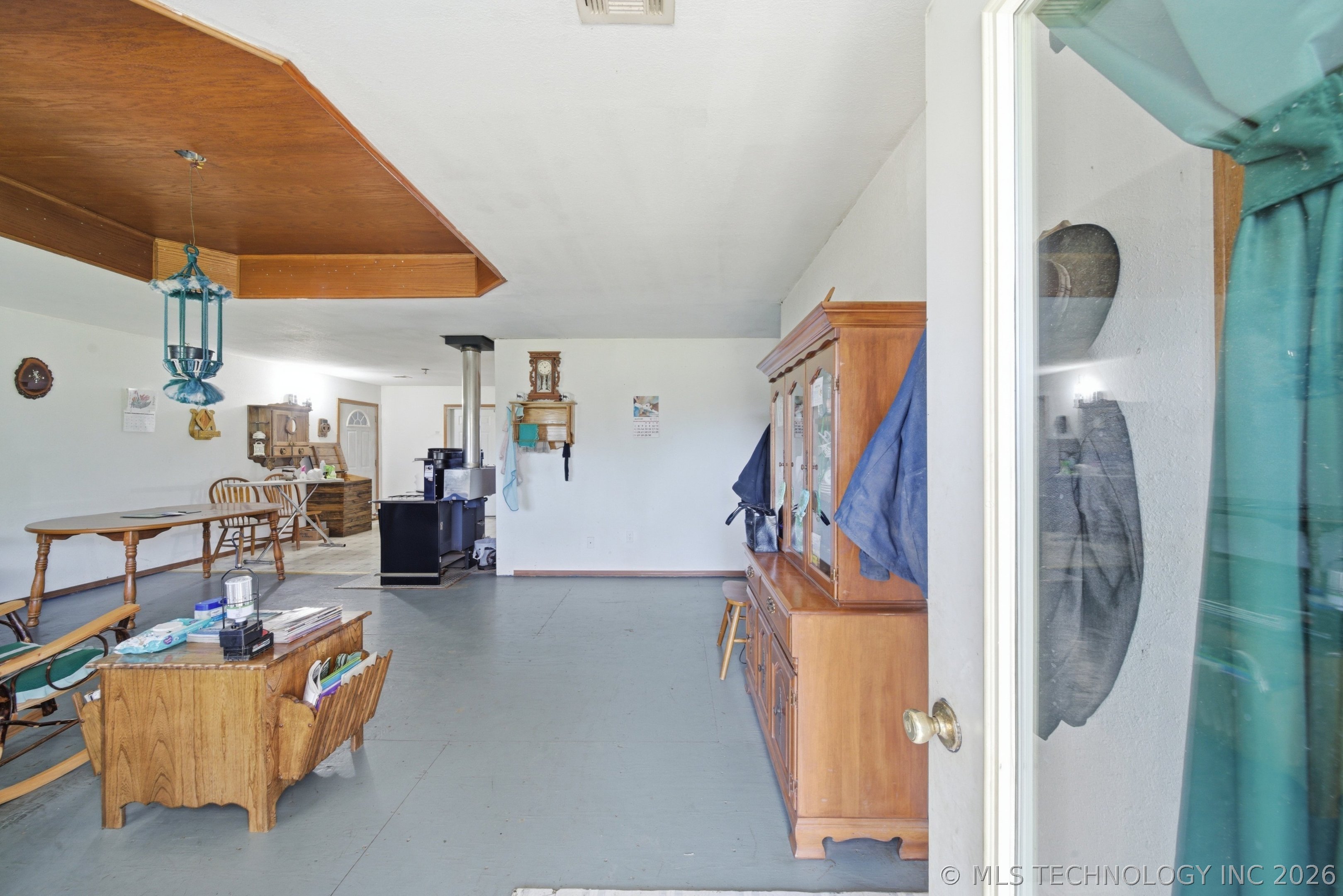 439092 E 40 Road Property Photo 9