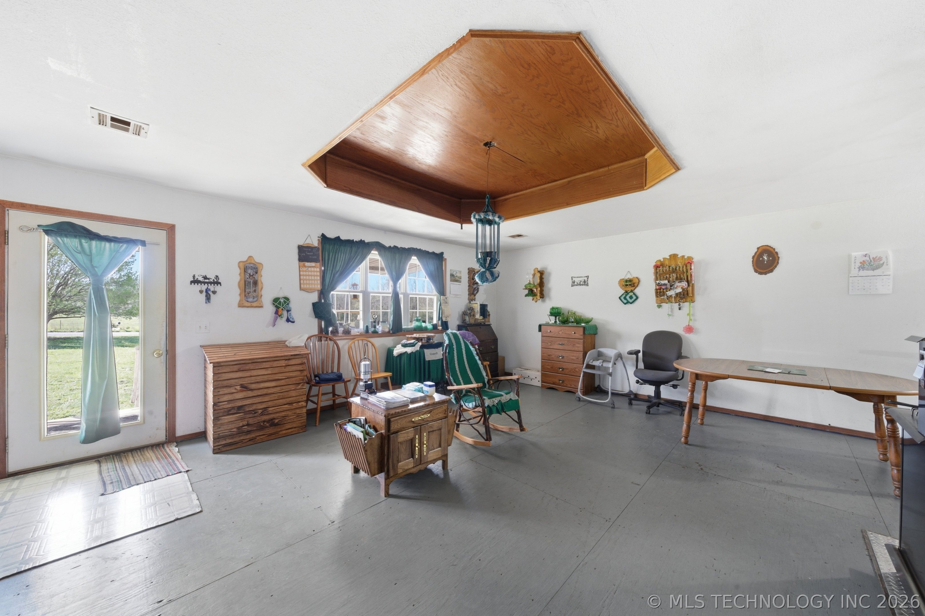 439092 E 40 Road Property Photo 12