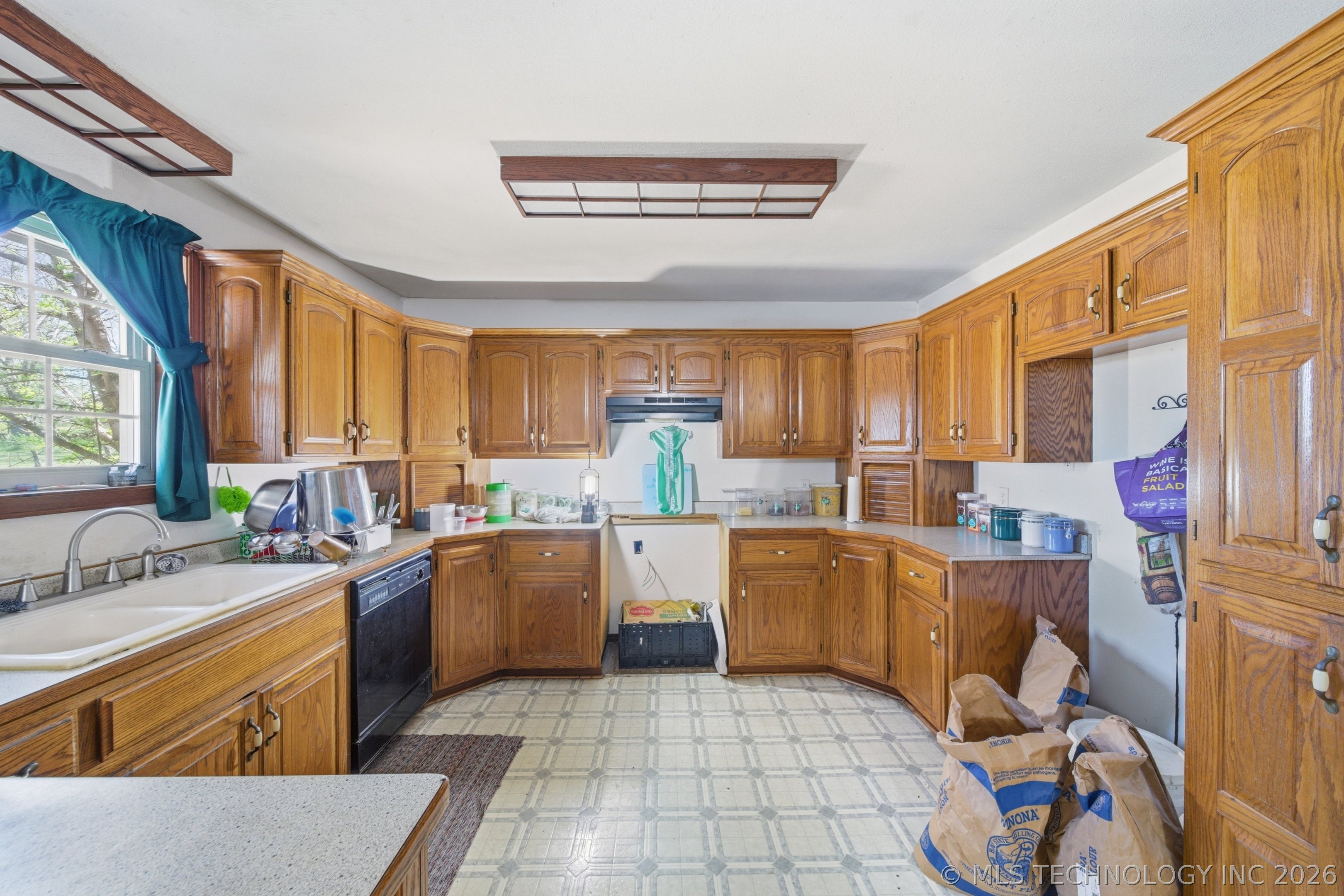 439092 E 40 Road Property Photo 16