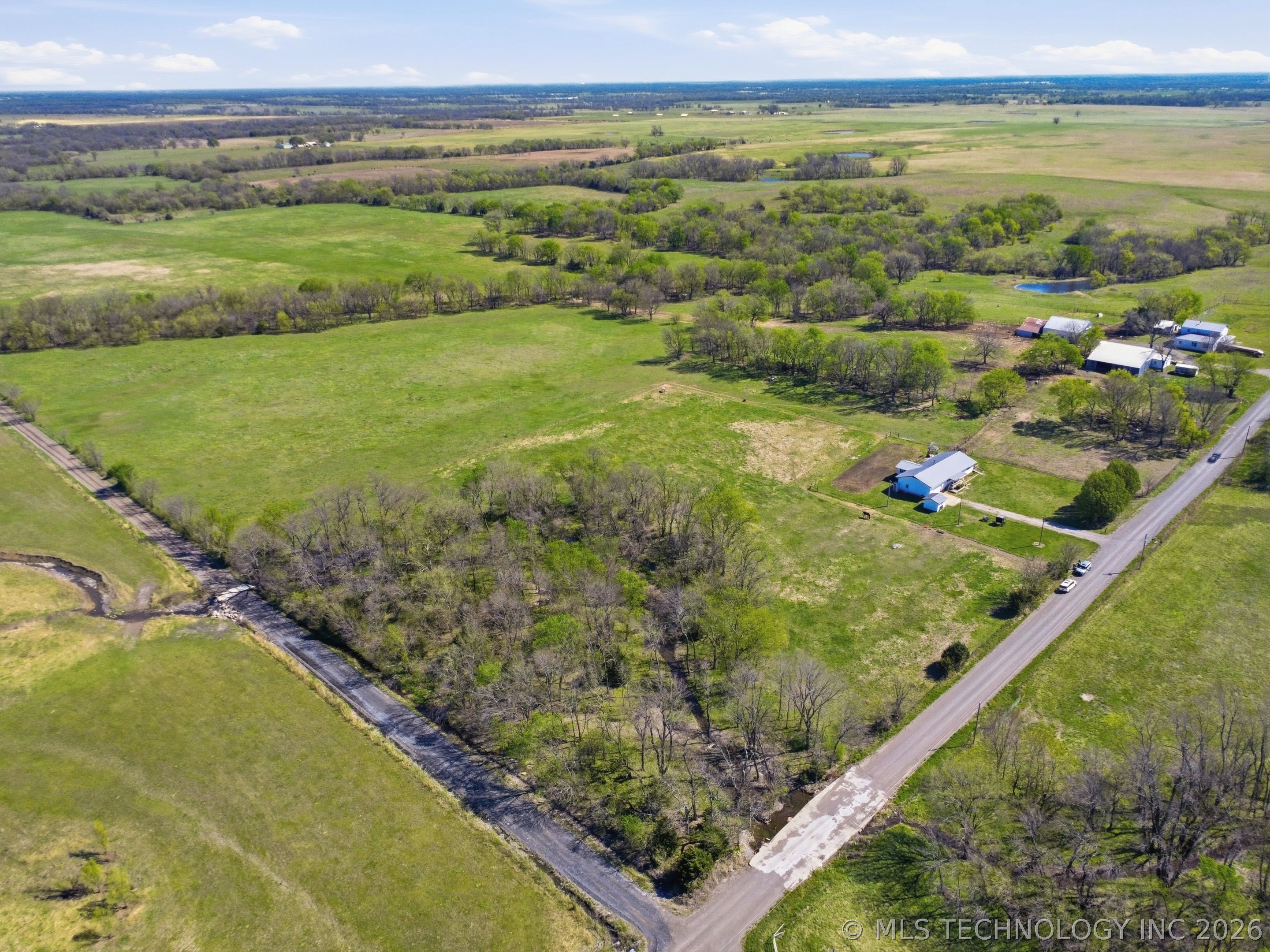 439092 E 40 Road Property Photo 35