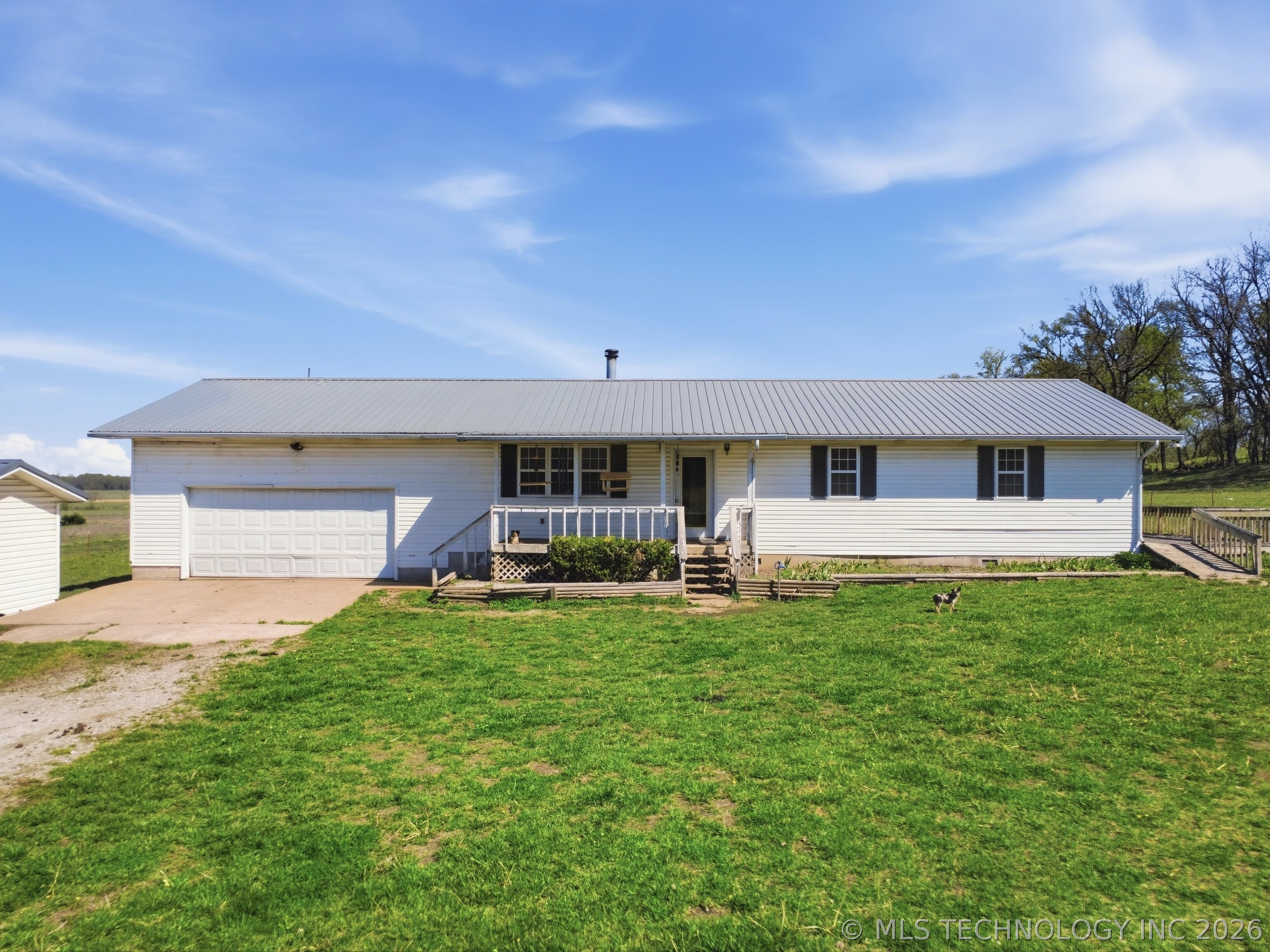 439092 E 40 Road Property Photo 39
