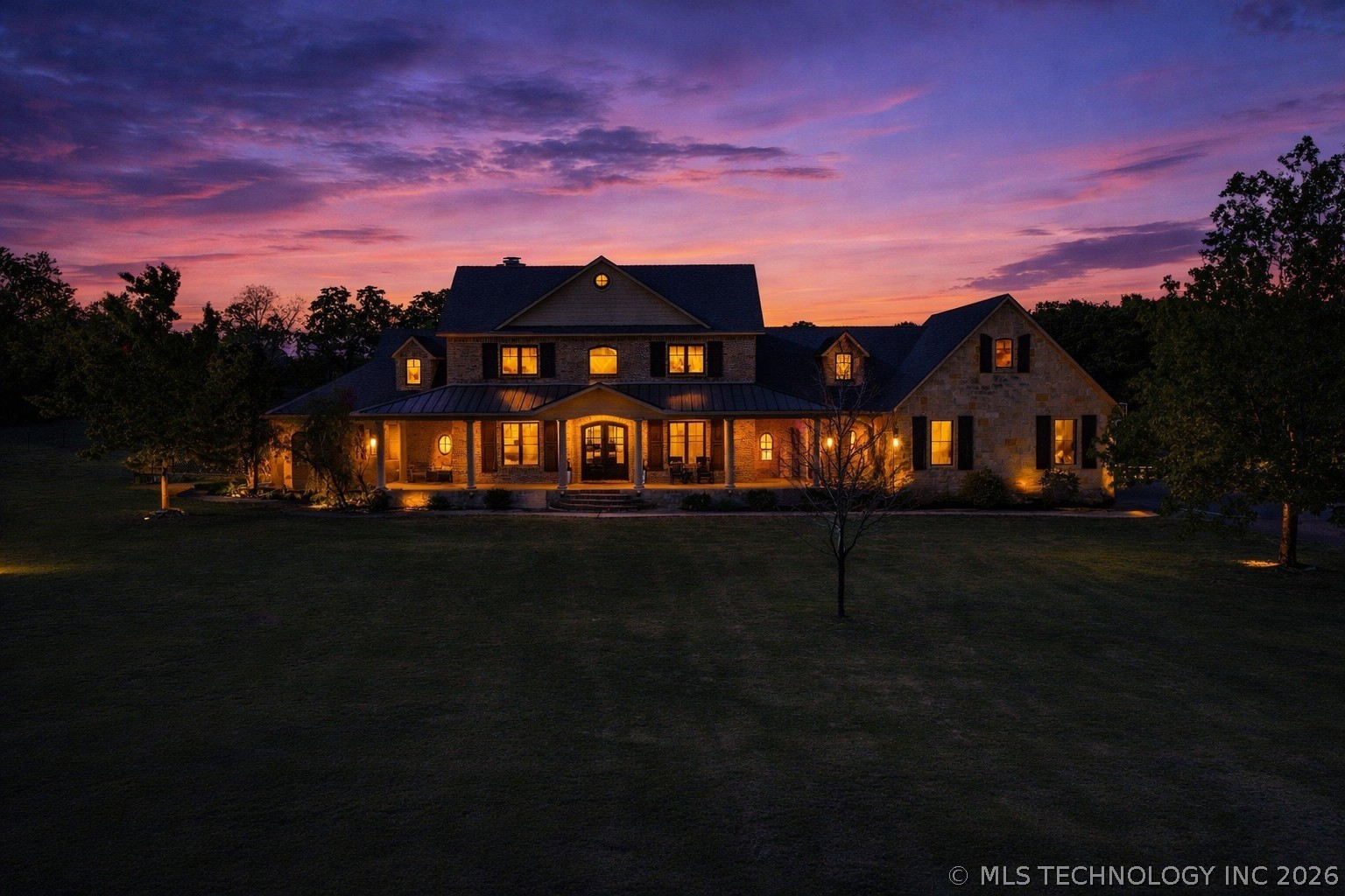 1739 Gateway Property Photo 2
