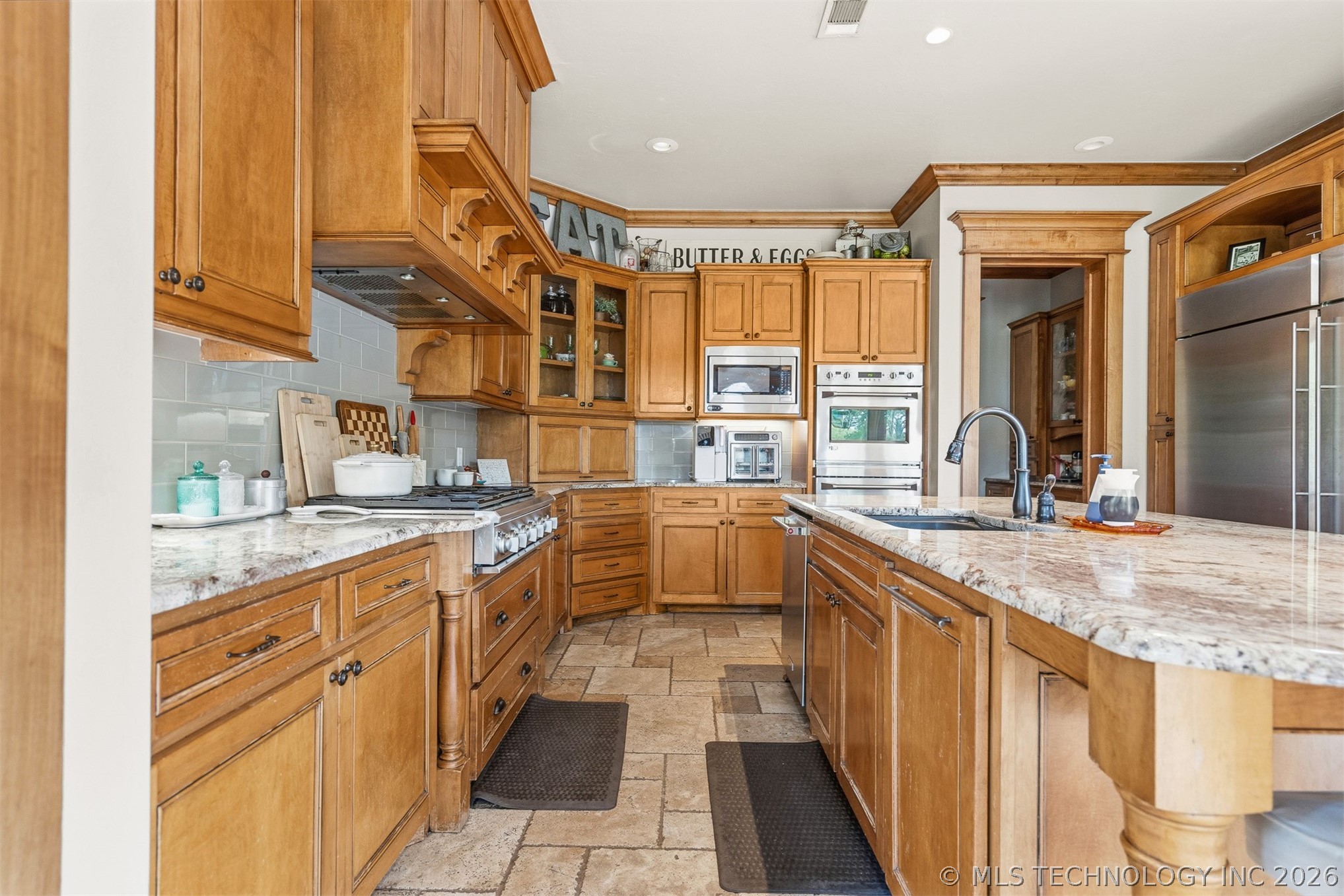 1739 Gateway Property Photo 18