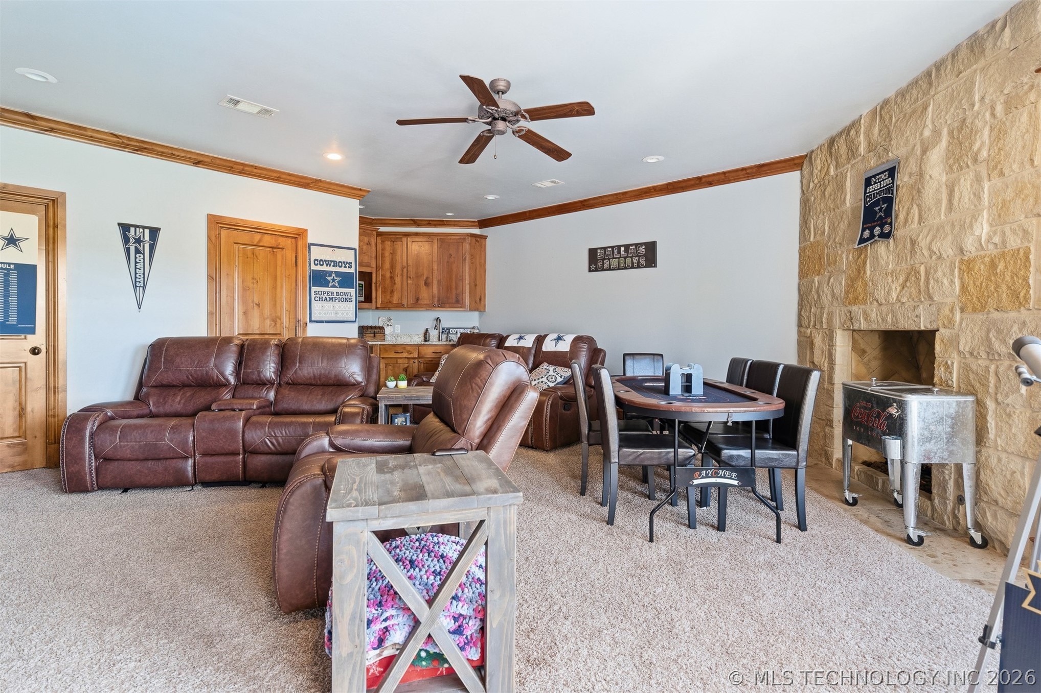 1739 Gateway Property Photo 40