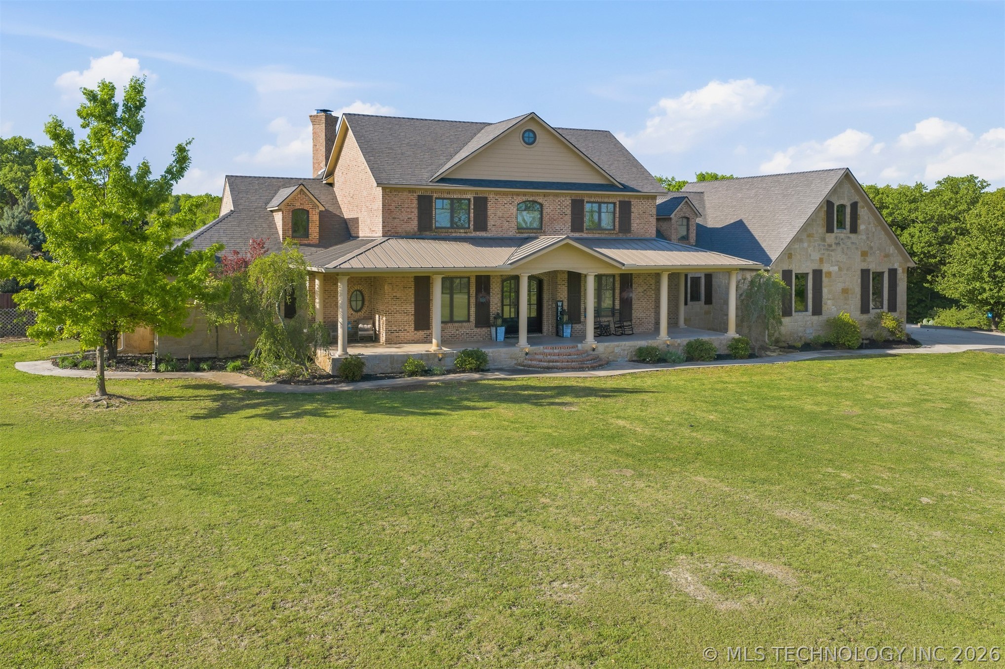 1739 Gateway Property Photo 57