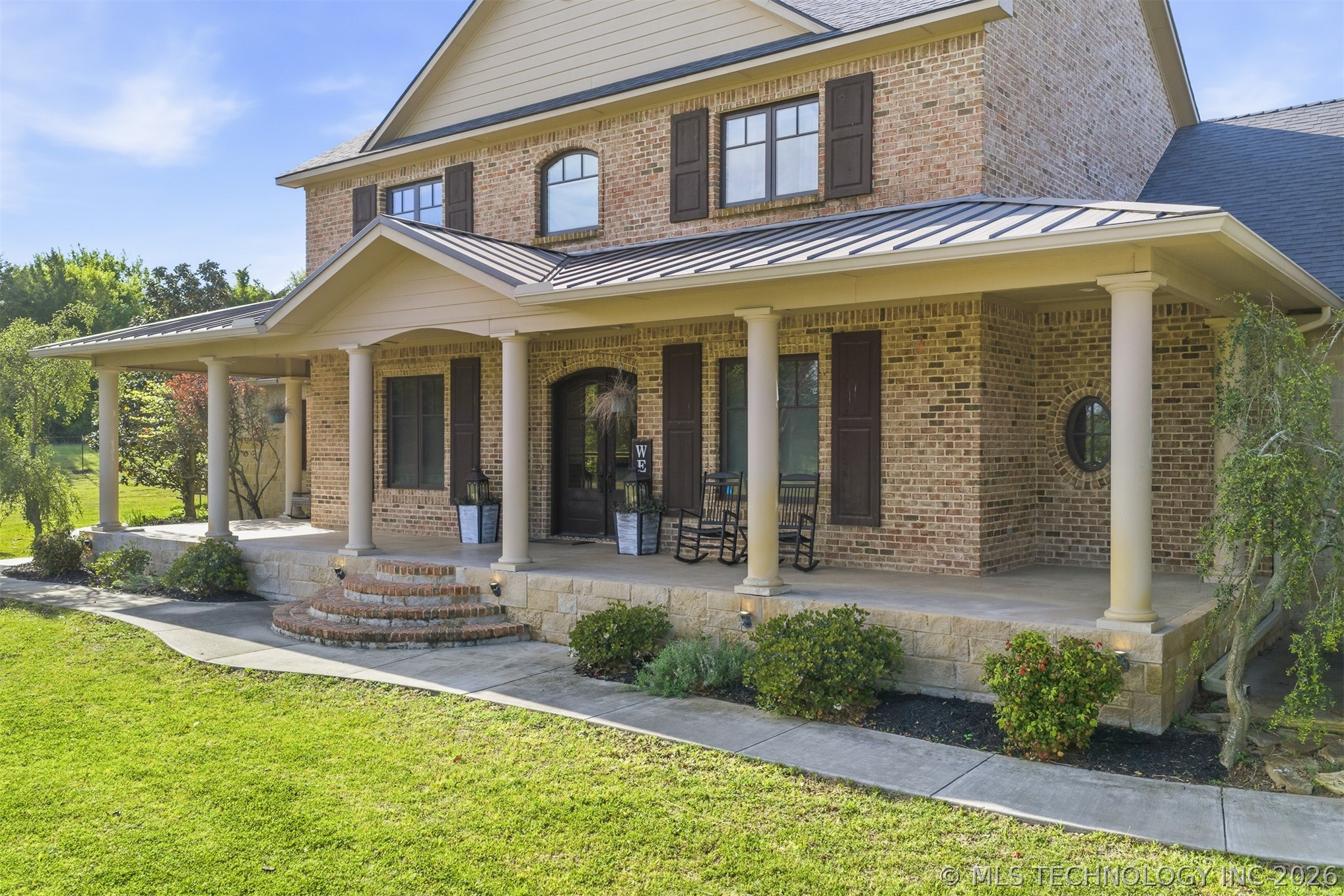1739 Gateway Property Photo 58