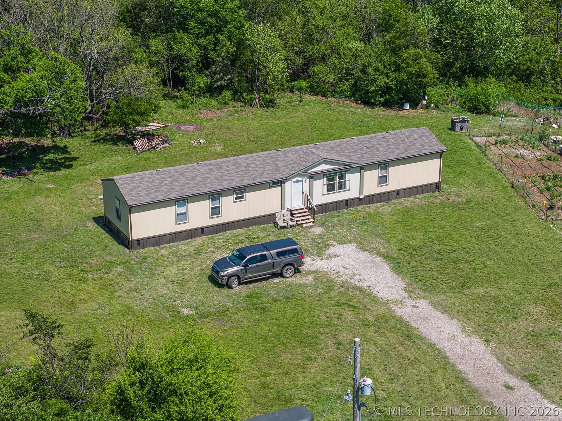 24600 S 4260 Road Property Photo 6