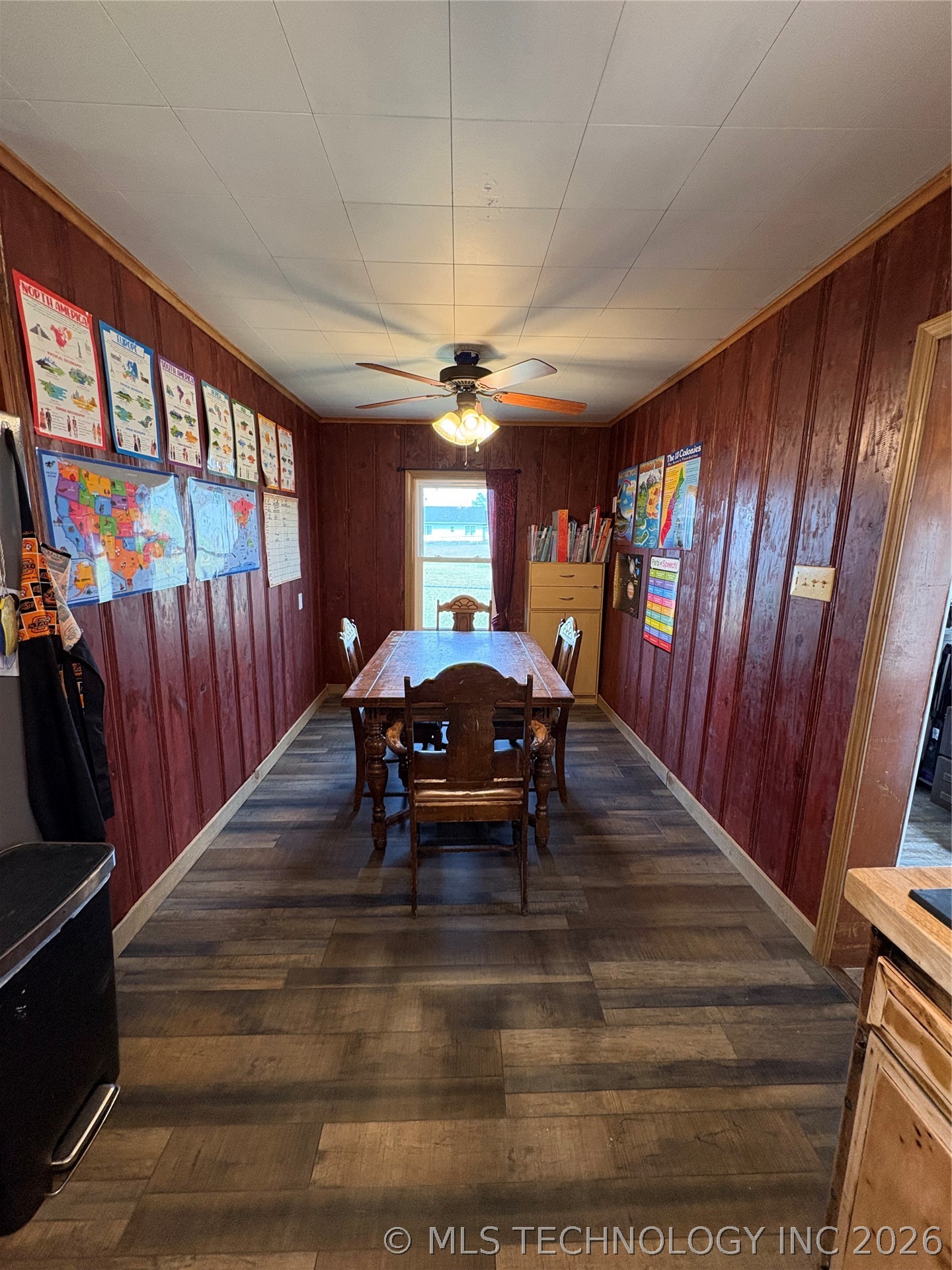 1038 S Little Avenue Property Photo 4