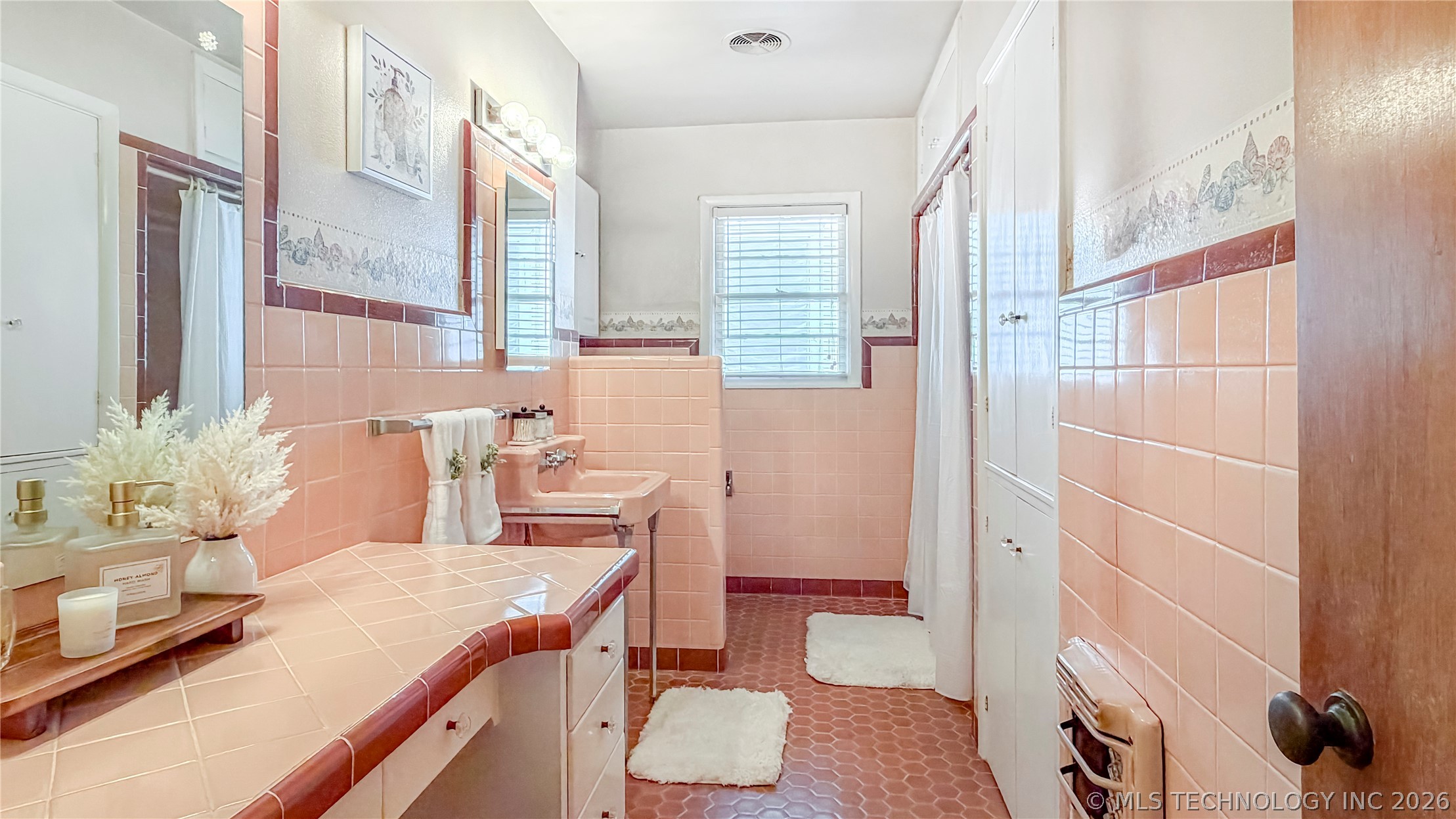 1024 Stanley Sw Property Photo 28
